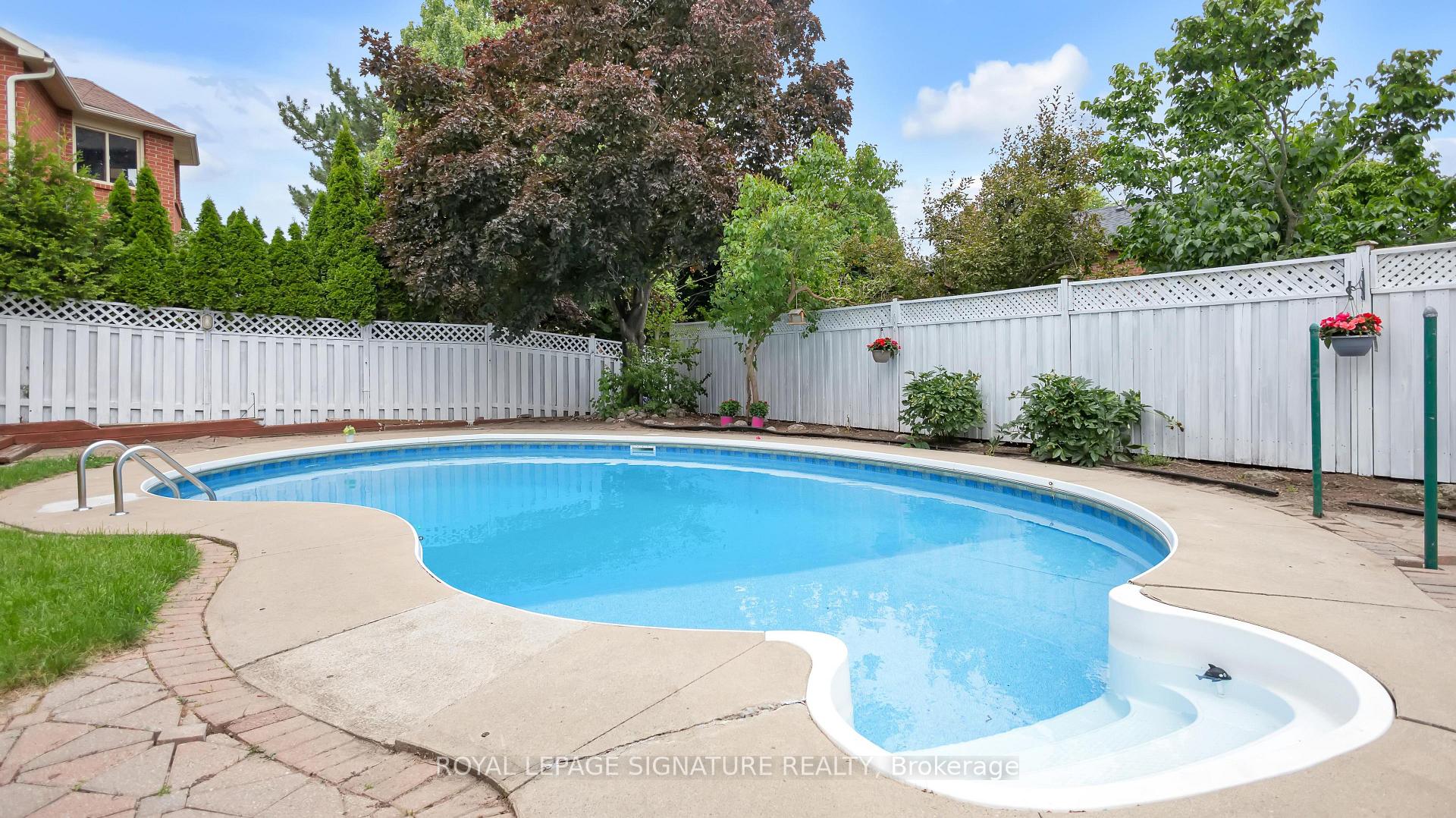 Photo 41 of 1821 Pilgrims Way, Oakville, Glen Abbey — HOMEH