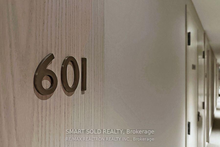 Photo 4 of Unit 601, 115 Blue Jays Way, Toronto, Waterfront Communities — HOMEH