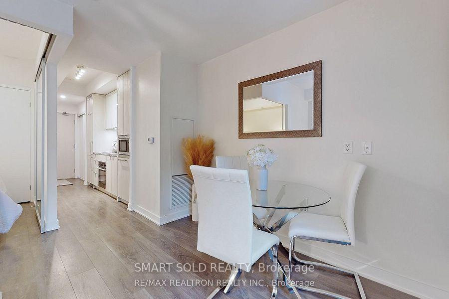 Photo 14 of Unit 601, 115 Blue Jays Way, Toronto, Waterfront Communities — HOMEH