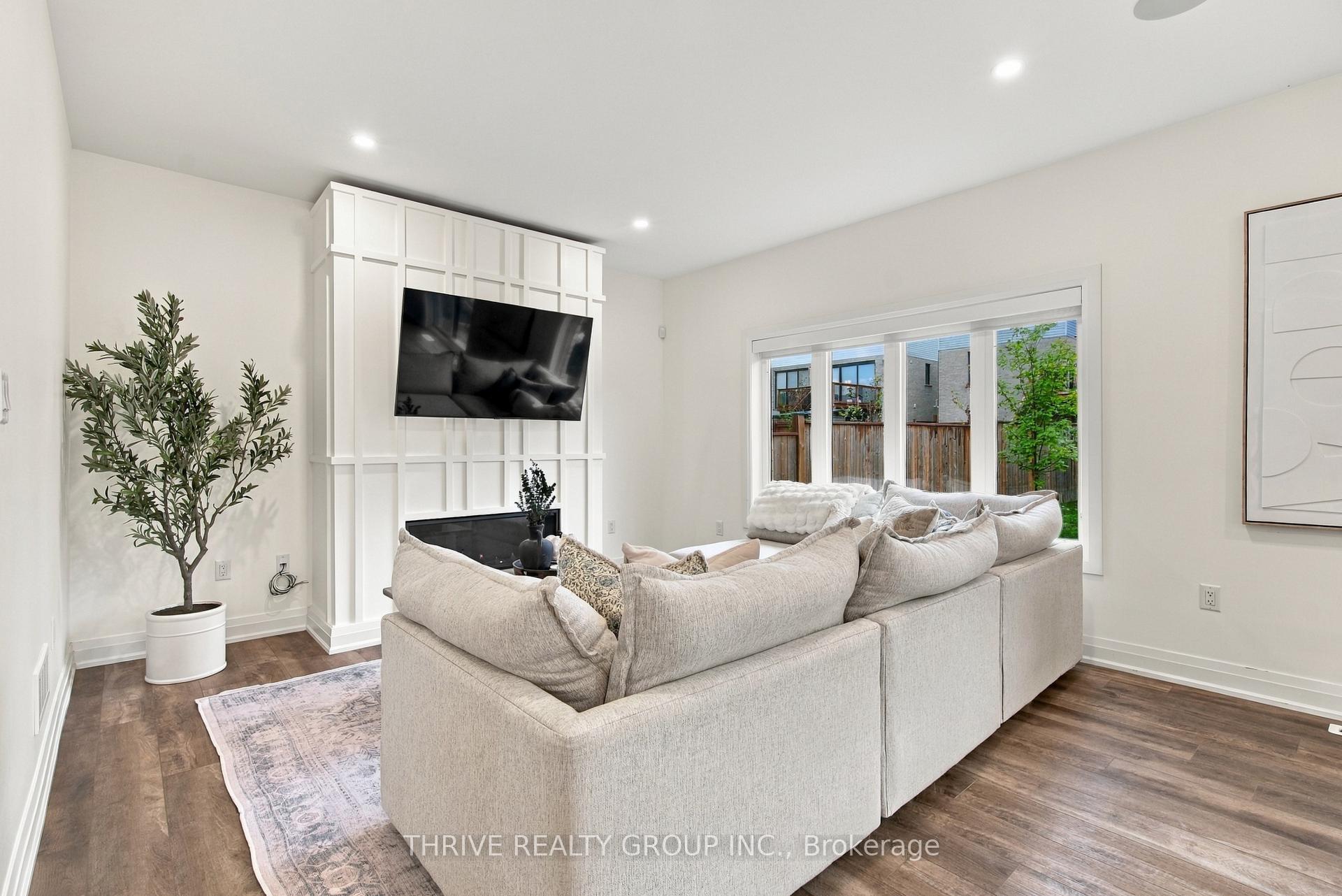 Photo 6 of 1635 Upper West Avenue, London, South B — HOMEH