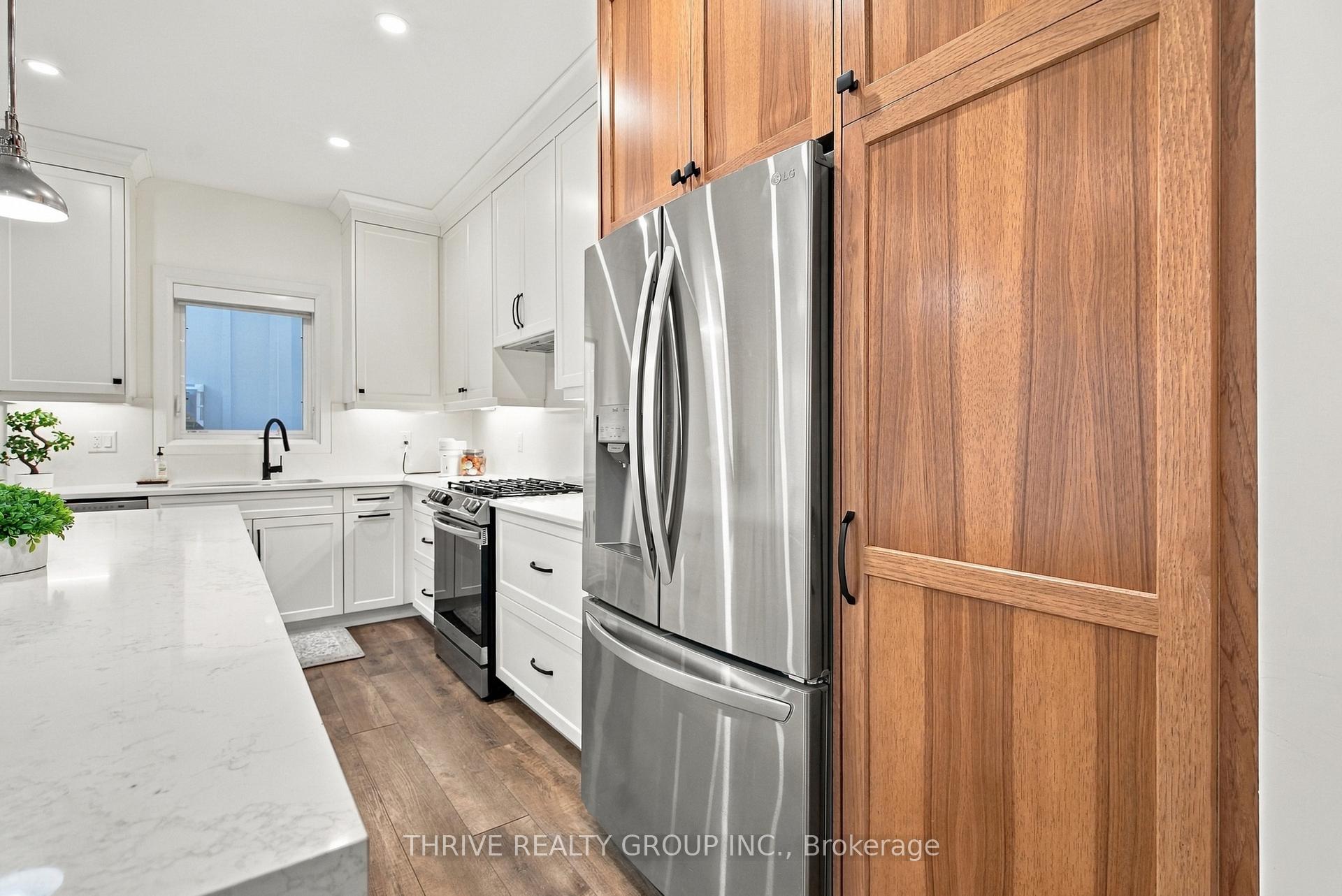Photo 11 of 1635 Upper West Avenue, London, South B — HOMEH