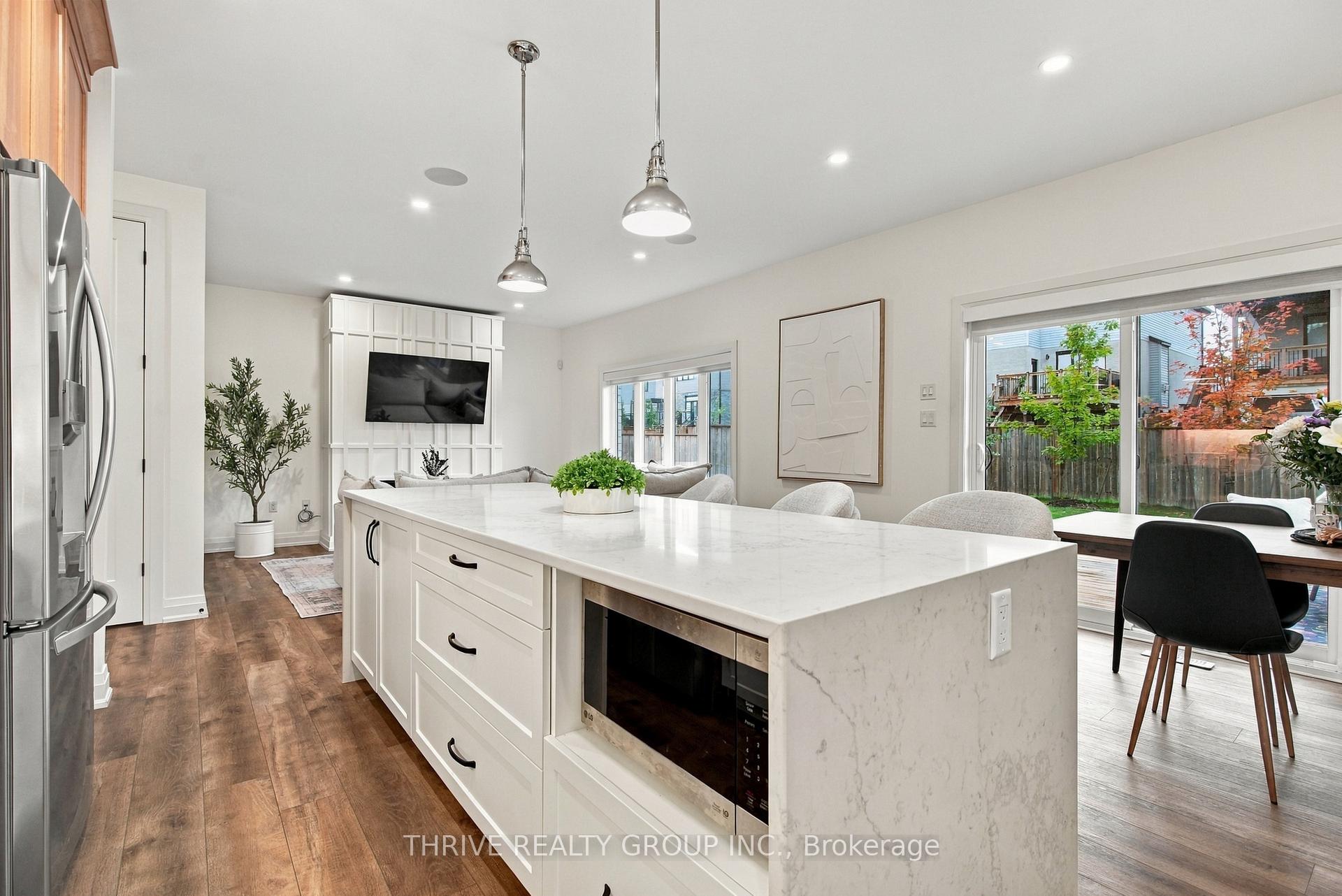 Photo 13 of 1635 Upper West Avenue, London, South B — HOMEH