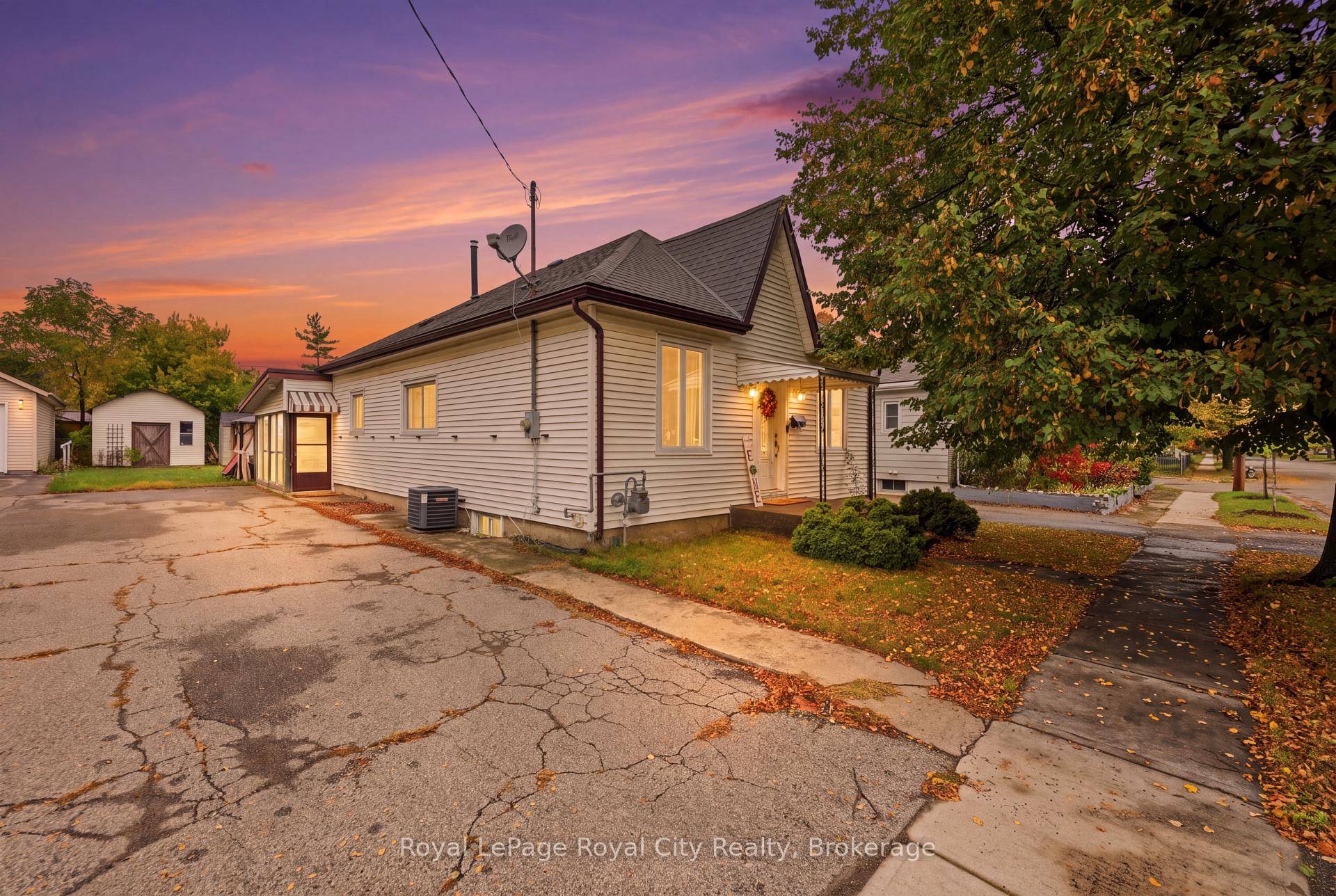 Photo of 22 Hill Avenue