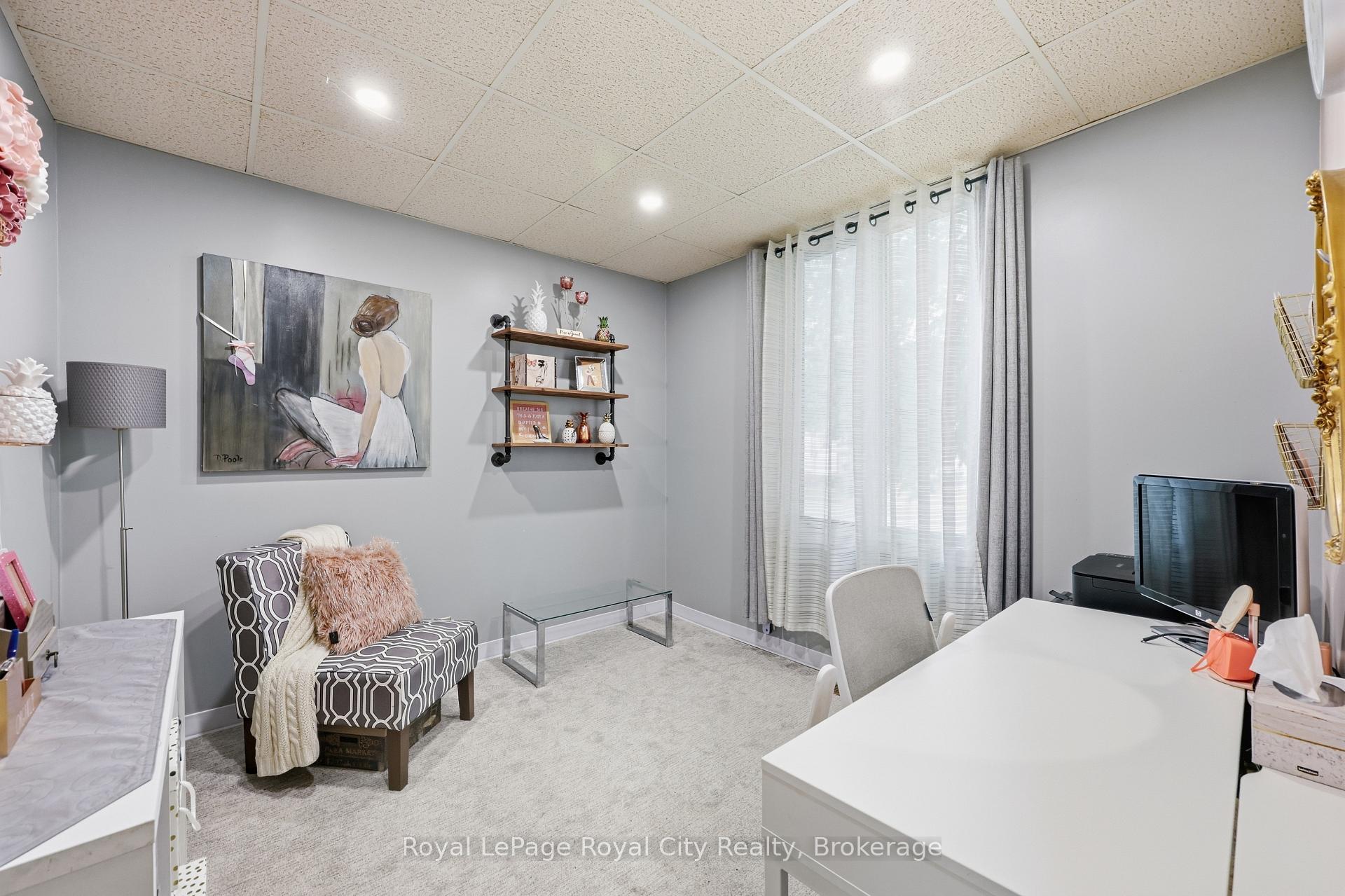 Photo 11 of 22 Hill Avenue, Brantford, North Park/Wood St. — HOMEH