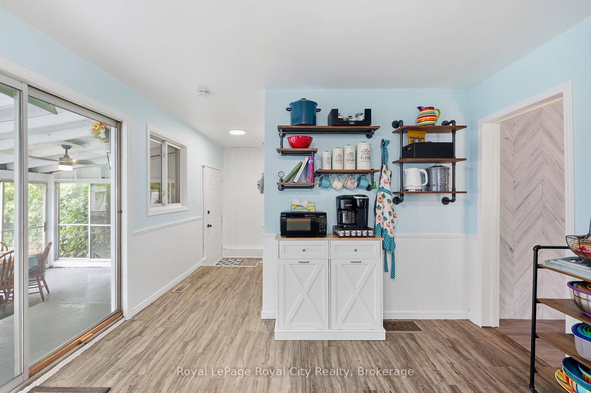 Photo 20 of 22 Hill Avenue, Brantford, North Park/Wood St. — HOMEH