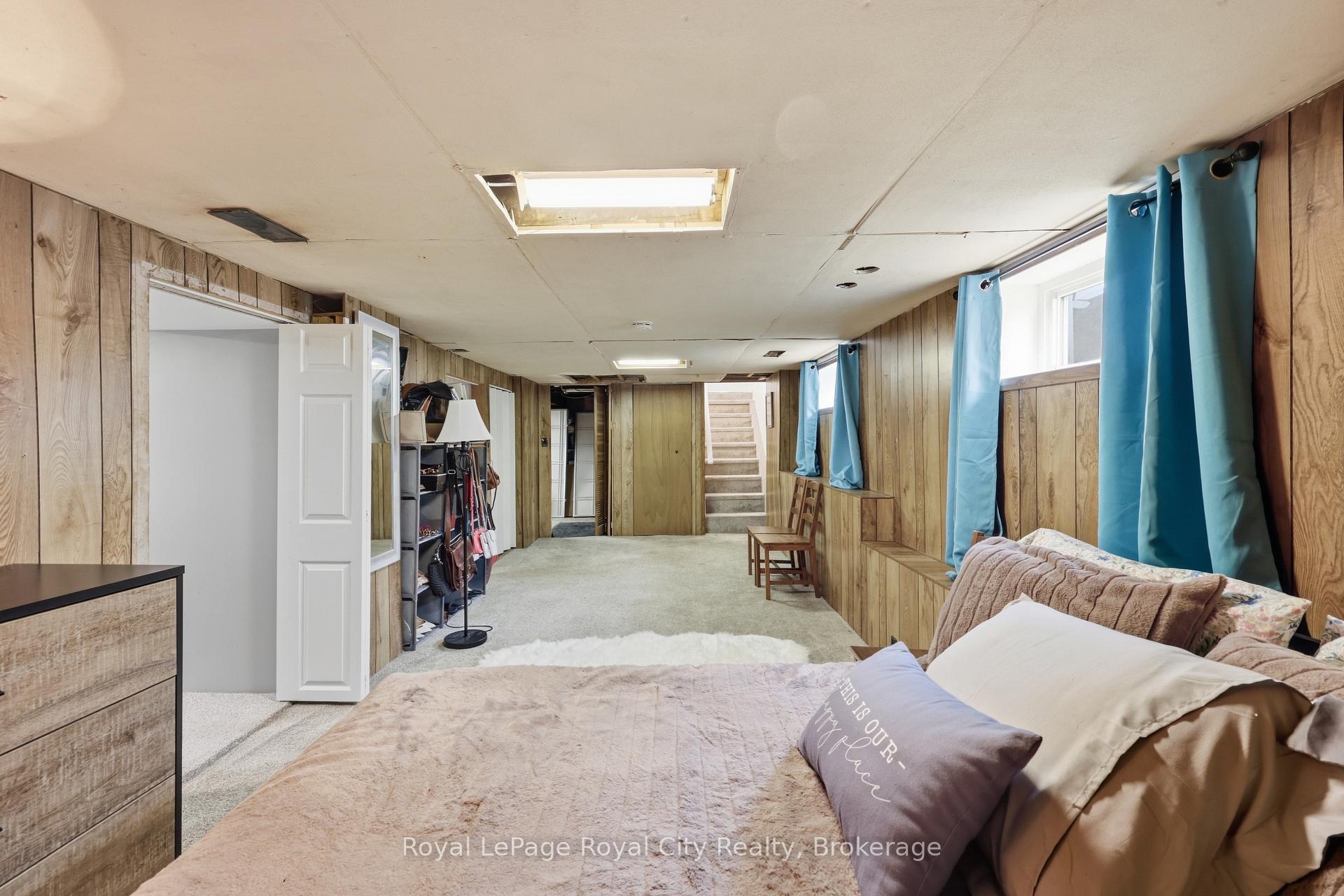Photo 24 of 22 Hill Avenue, Brantford, North Park/Wood St. — HOMEH