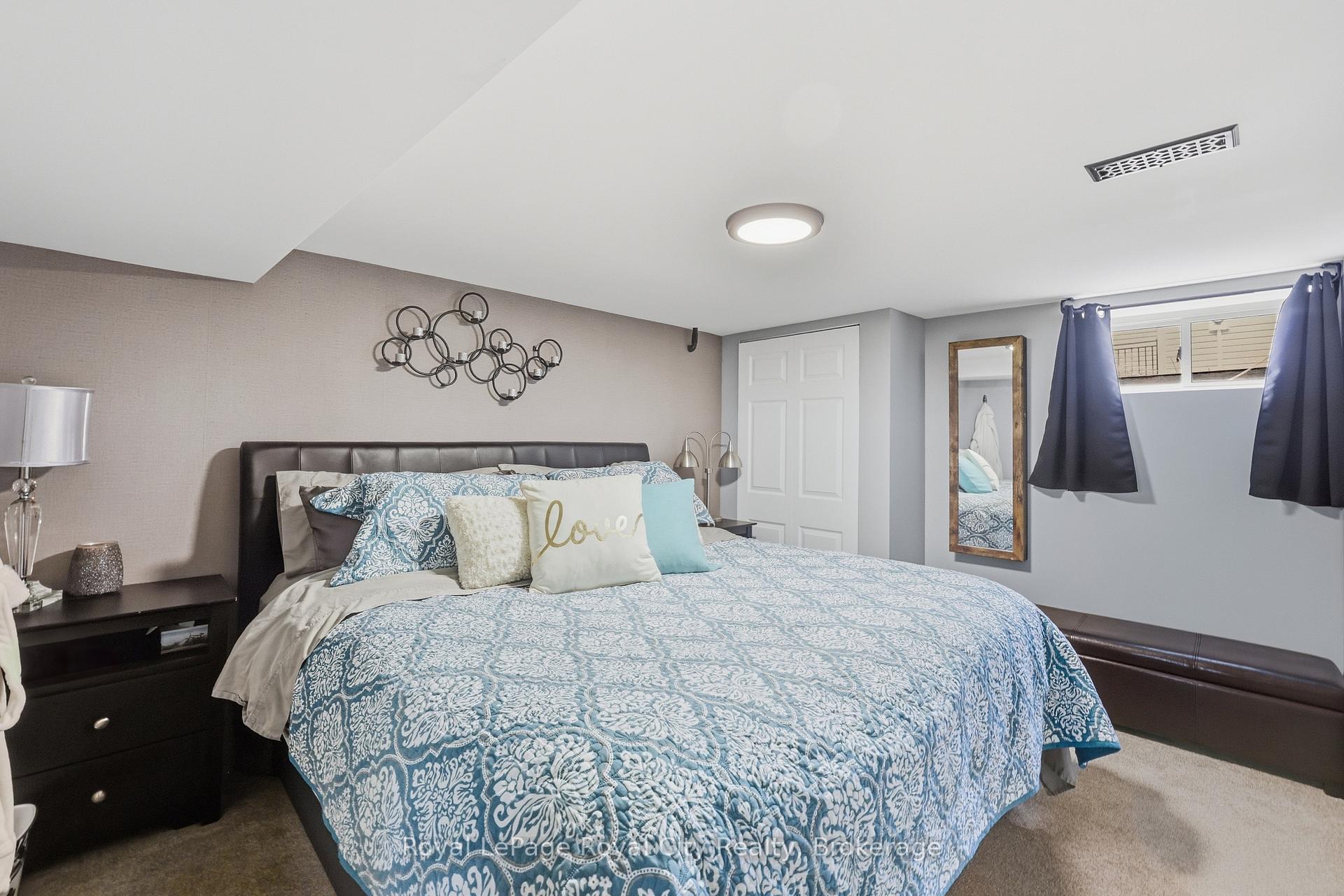 Photo 26 of 22 Hill Avenue, Brantford, North Park/Wood St. — HOMEH