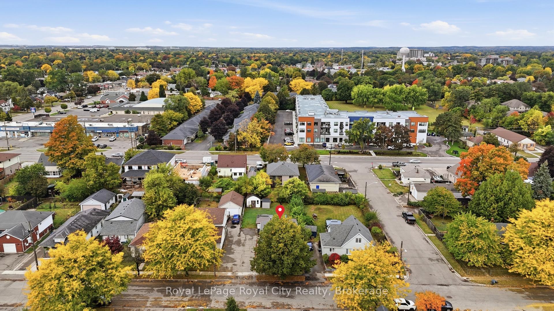 Photo 39 of 22 Hill Avenue, Brantford, North Park/Wood St. — HOMEH