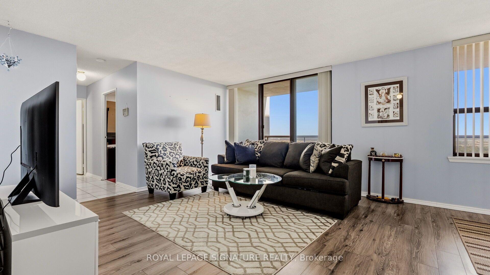 Photo 11 of Unit 1805, 4 Kings Cross Road, Brampton, Queen Street Corridor — HOMEH