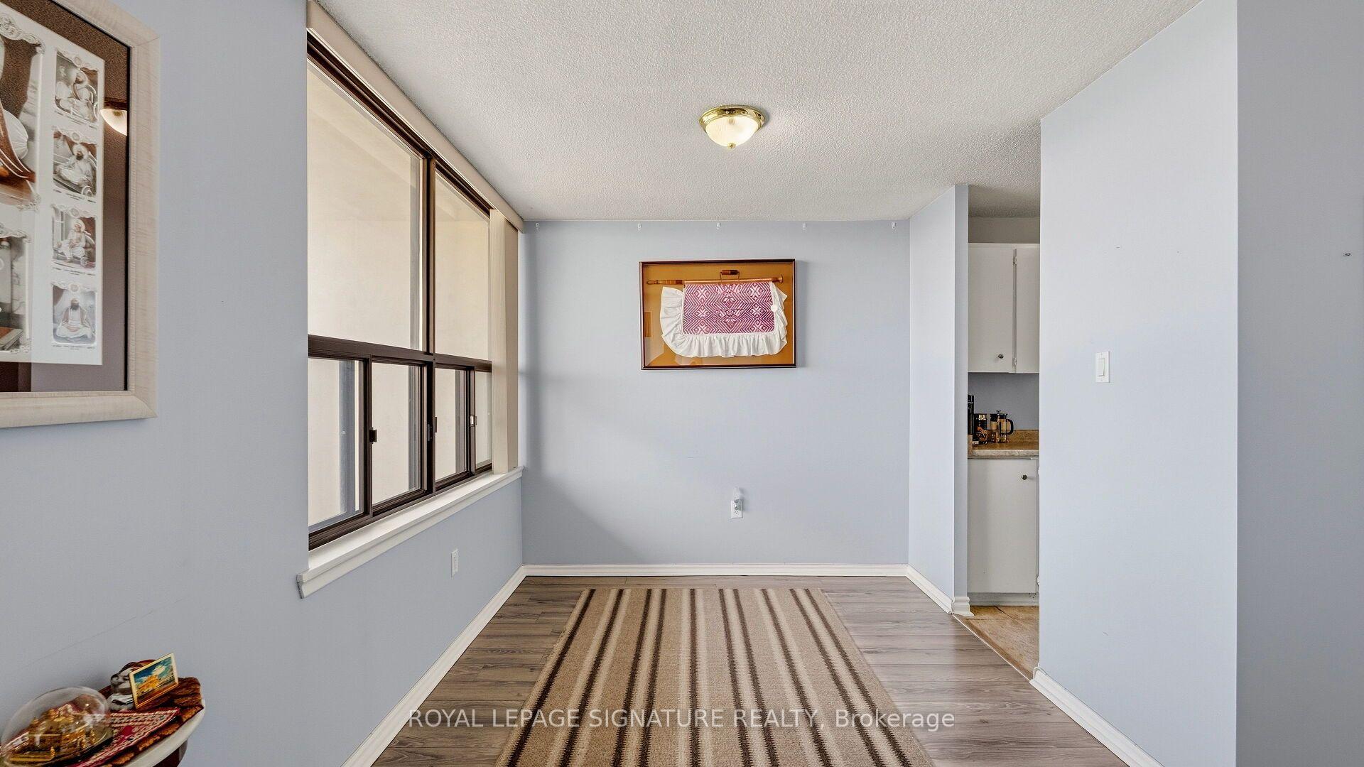 Photo 17 of Unit 1805, 4 Kings Cross Road, Brampton, Queen Street Corridor — HOMEH