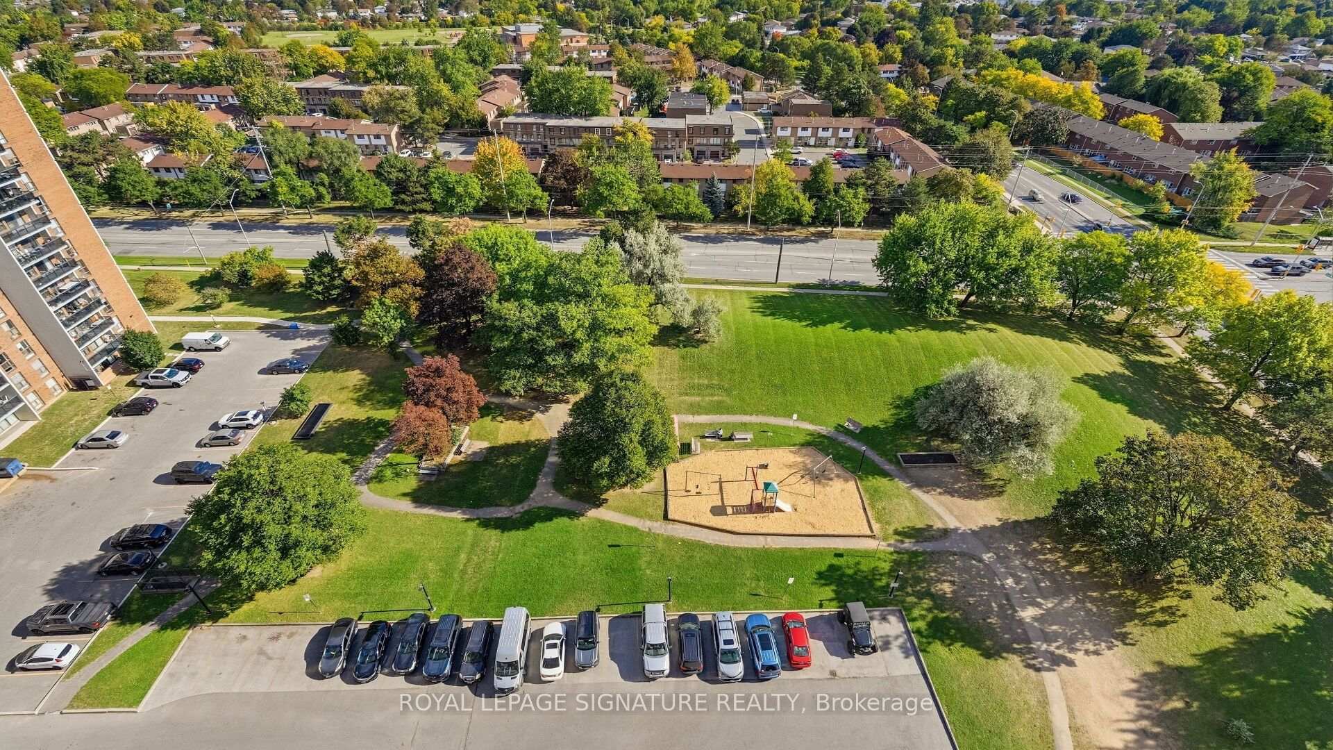 Photo 35 of Unit 1805, 4 Kings Cross Road, Brampton, Queen Street Corridor — HOMEH