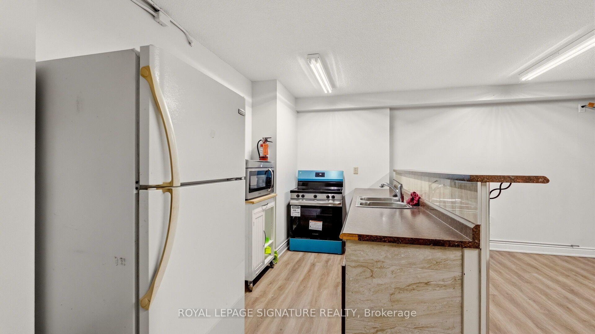 Photo 44 of Unit 1805, 4 Kings Cross Road, Brampton, Queen Street Corridor — HOMEH