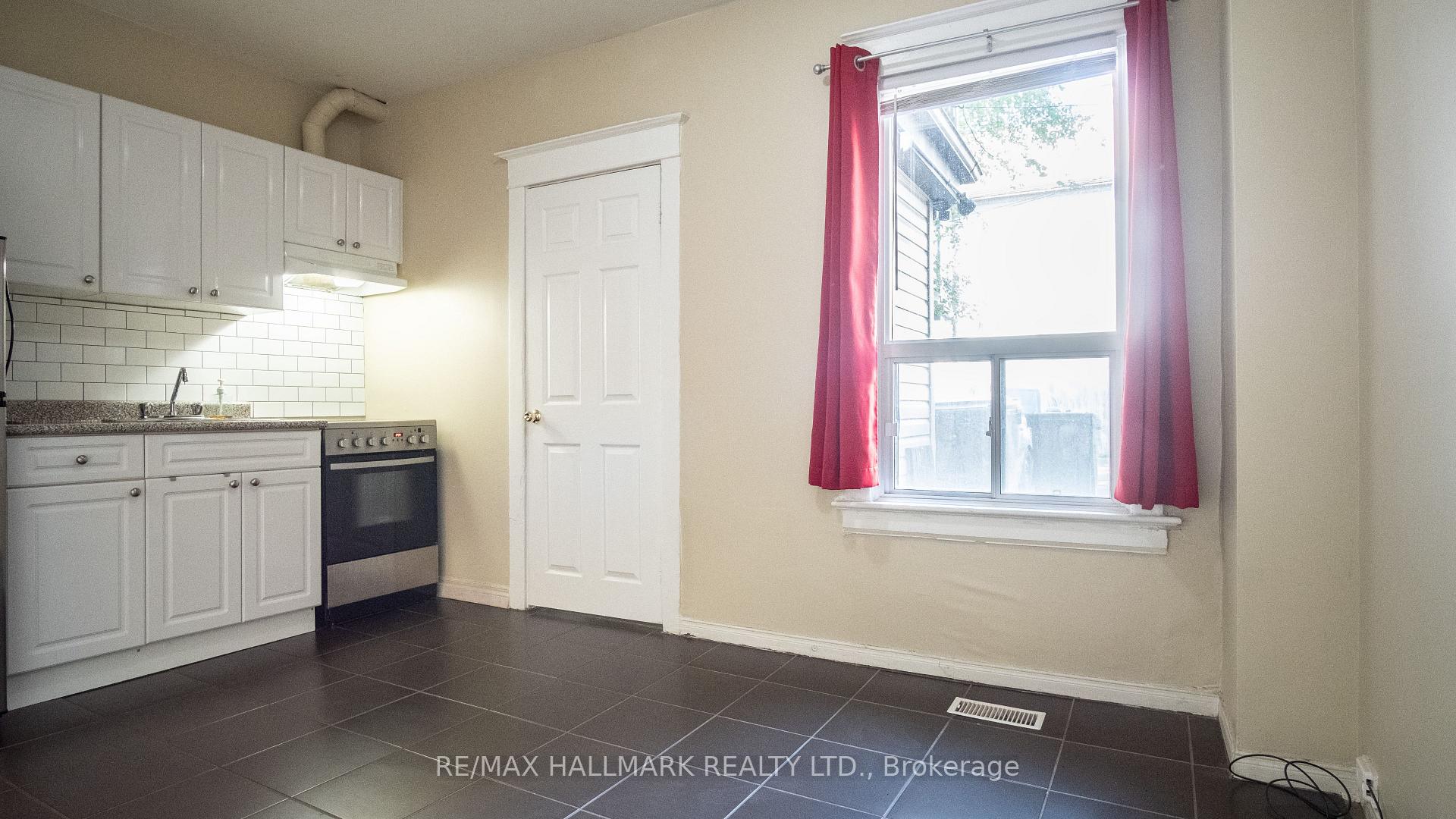 Photo 4 of Unit 3, 560 Jones Avenue, Toronto, Blake-Jones — HOMEH