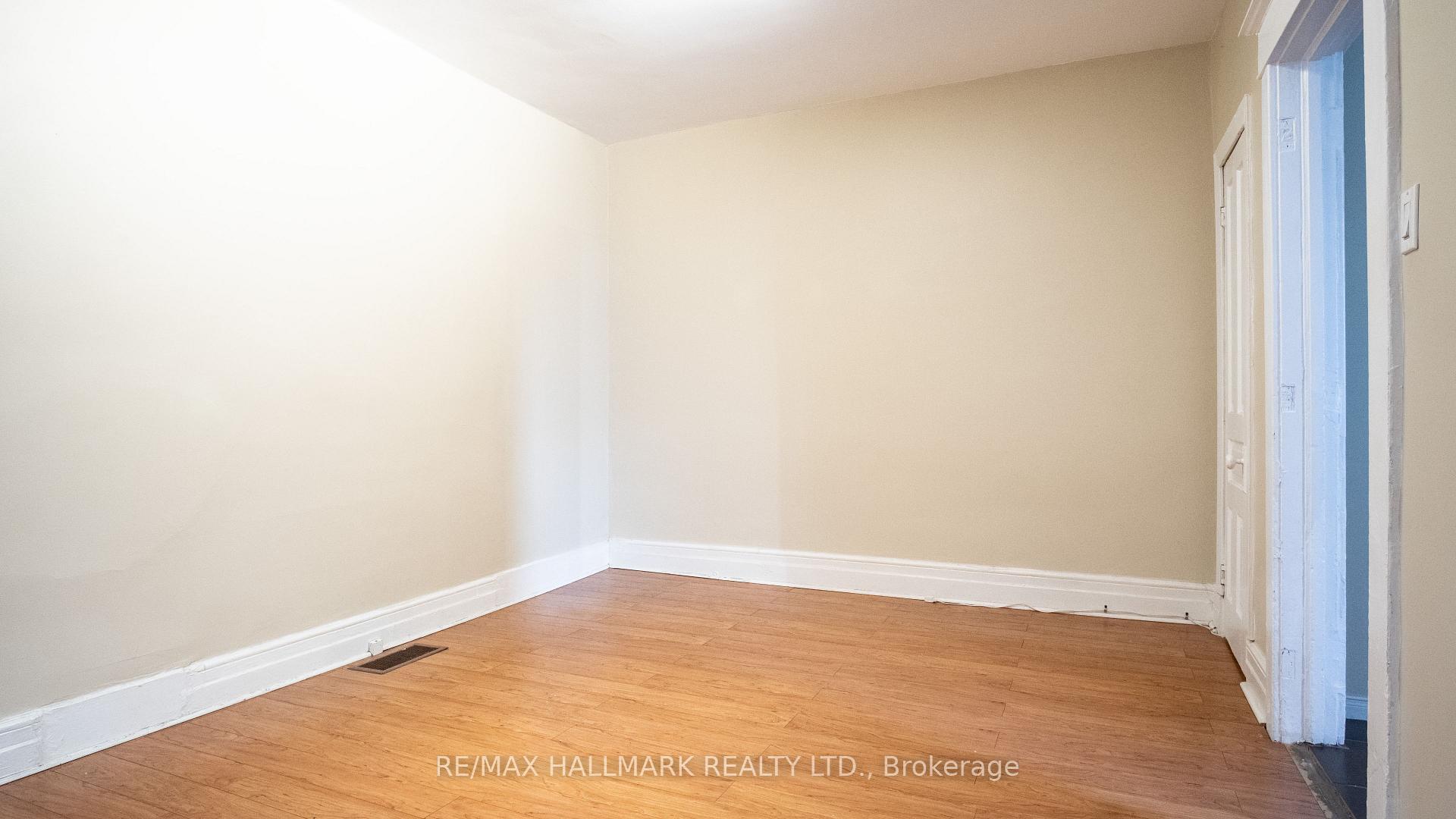 Photo 8 of Unit 3, 560 Jones Avenue, Toronto, Blake-Jones — HOMEH