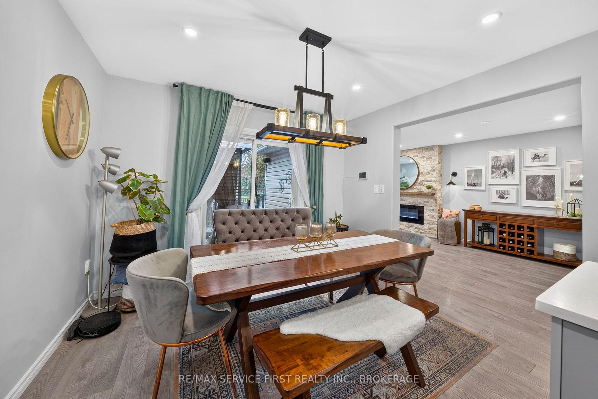 Photo 9 of 1362 Thornwood Crescent, Kingston, City Northwest — HOMEH