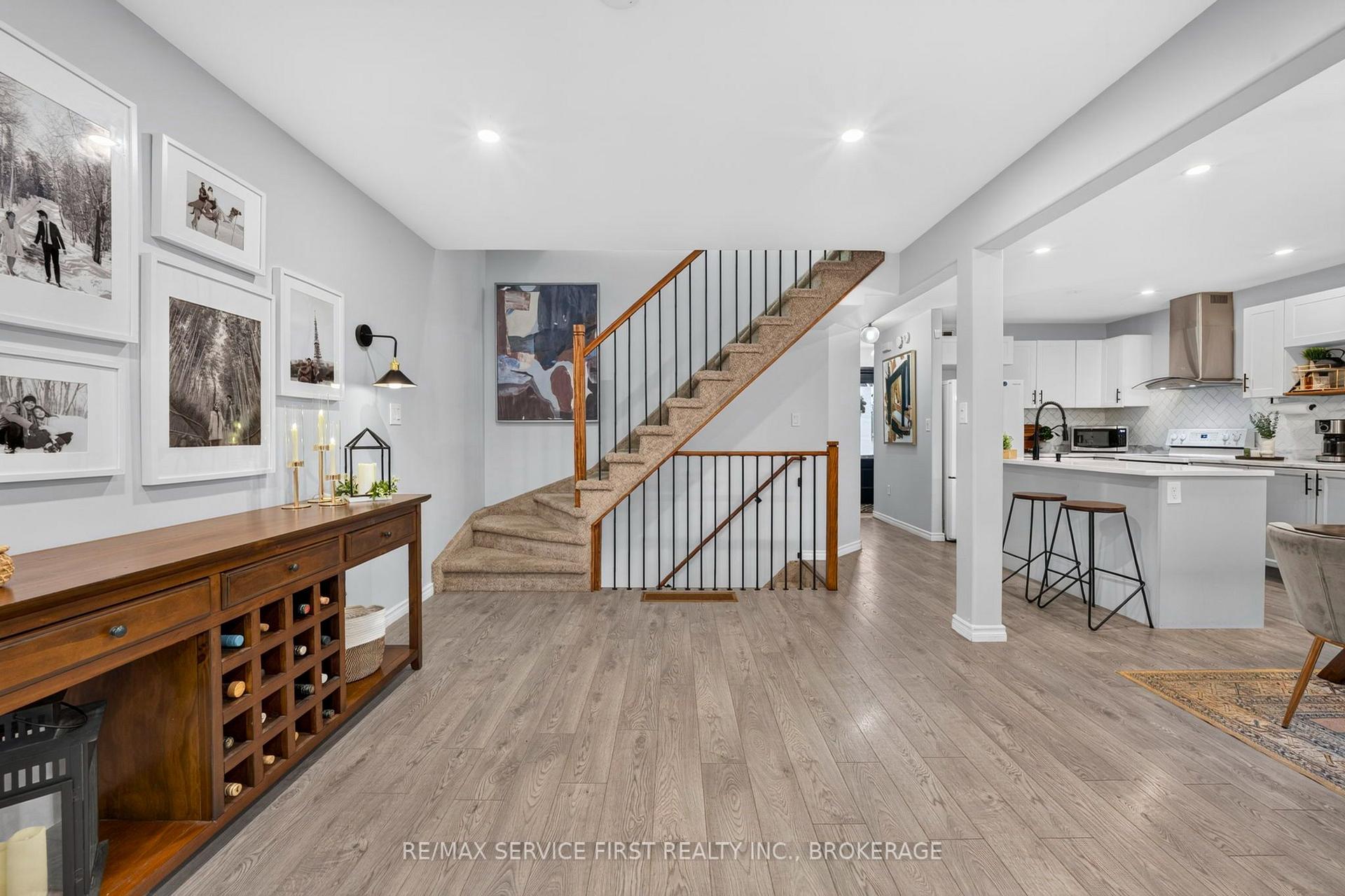 Photo 13 of 1362 Thornwood Crescent, Kingston, City Northwest — HOMEH