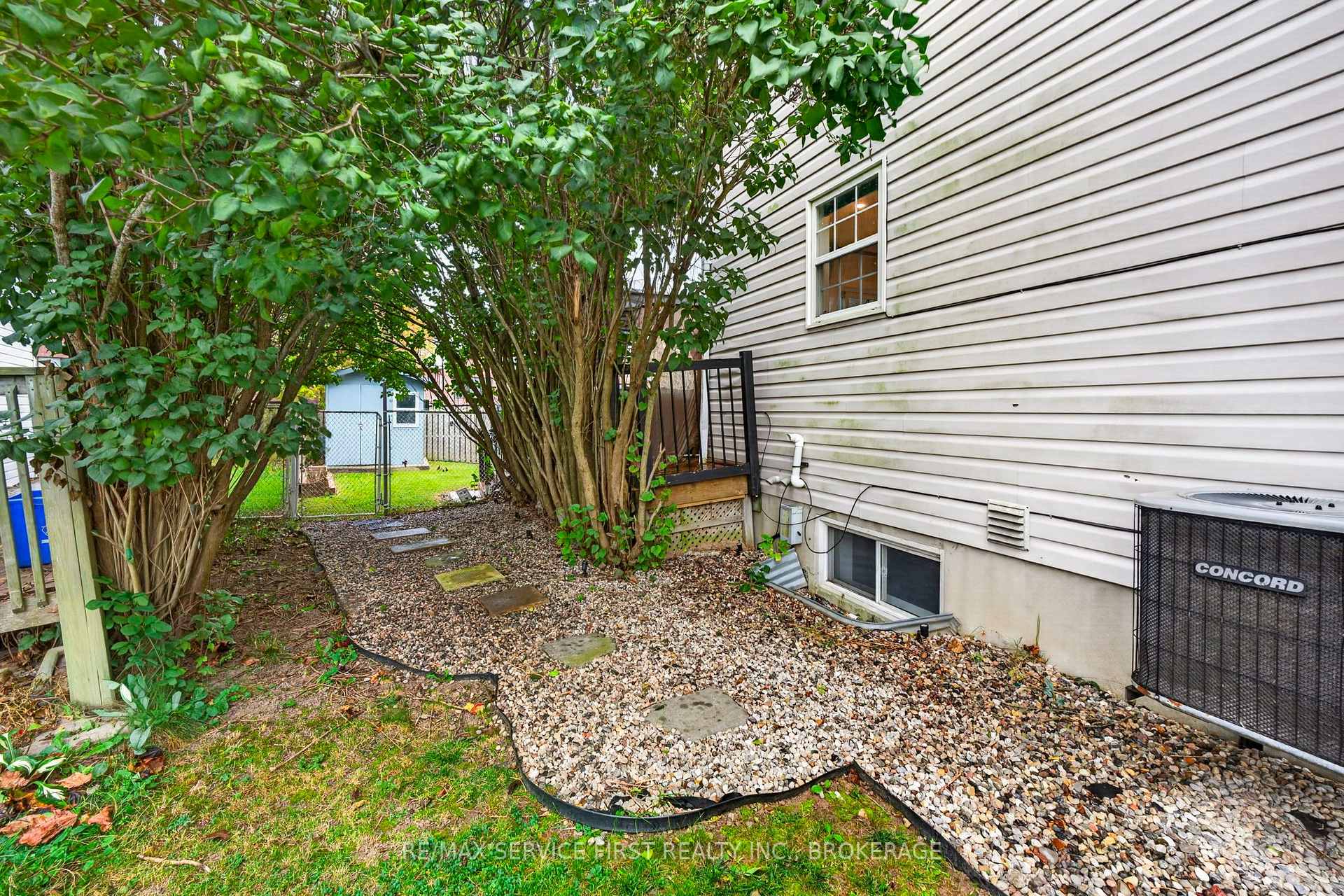 Photo 26 of 1362 Thornwood Crescent, Kingston, City Northwest — HOMEH