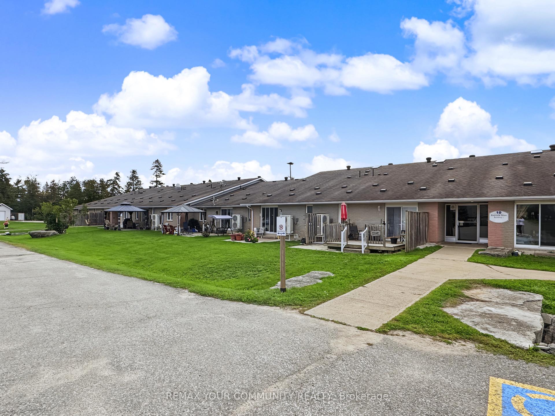 Photo 11 of Unit 101, 10 Riverside Drive, Kawartha Lakes, Bobcaygeon — HOMEH