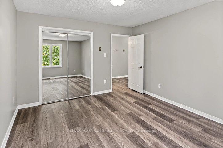 Photo 4 of Unit 214, 10 Riverside Drive, Kawartha Lakes, Bobcaygeon — HOMEH