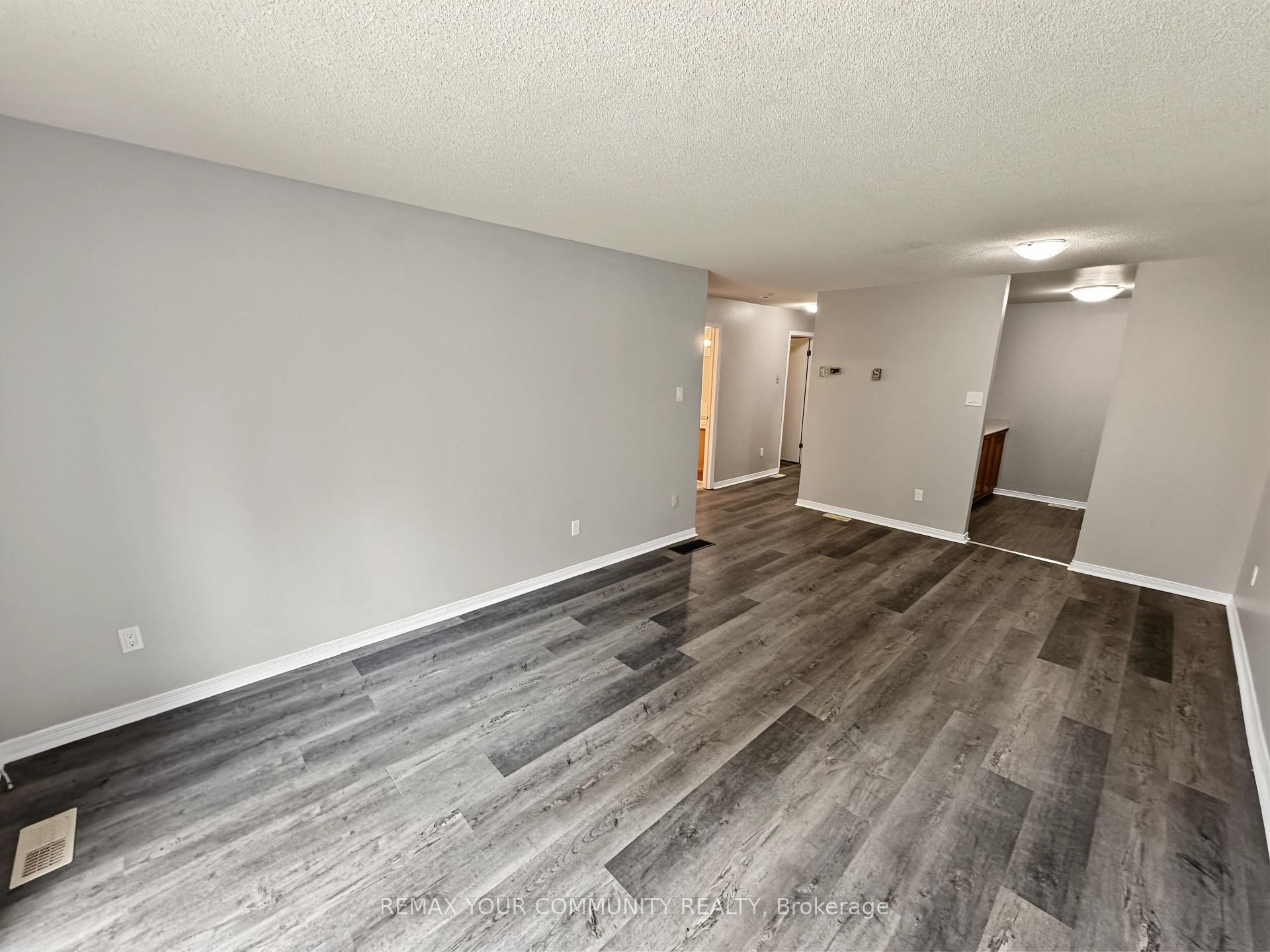 Photo 7 of Unit 214, 10 Riverside Drive, Kawartha Lakes, Bobcaygeon — HOMEH