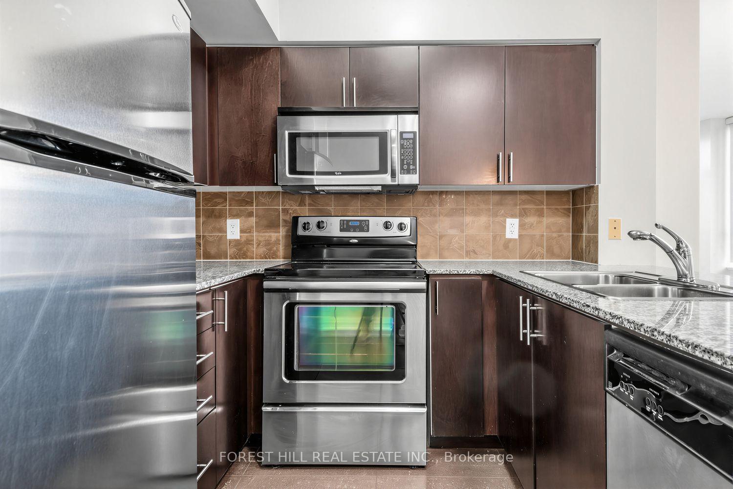 Photo 4 of Unit 1605, 30 North Park Road, Vaughan, Beverley Glen — HOMEH