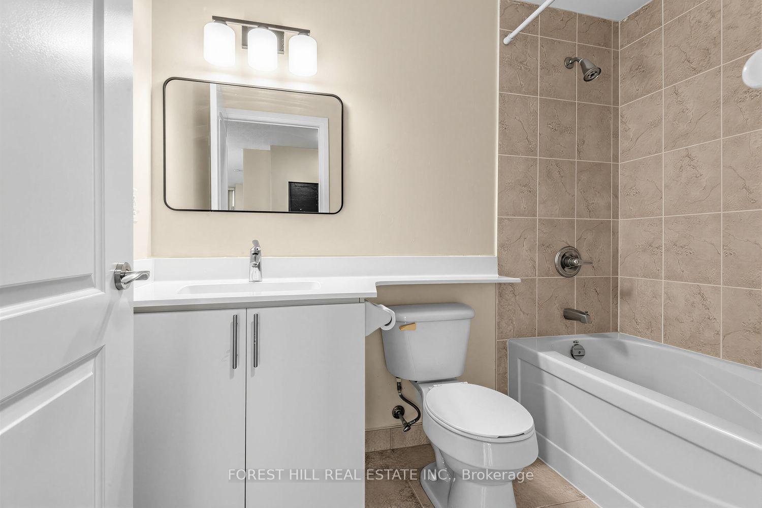 Photo 8 of Unit 1605, 30 North Park Road, Vaughan, Beverley Glen — HOMEH
