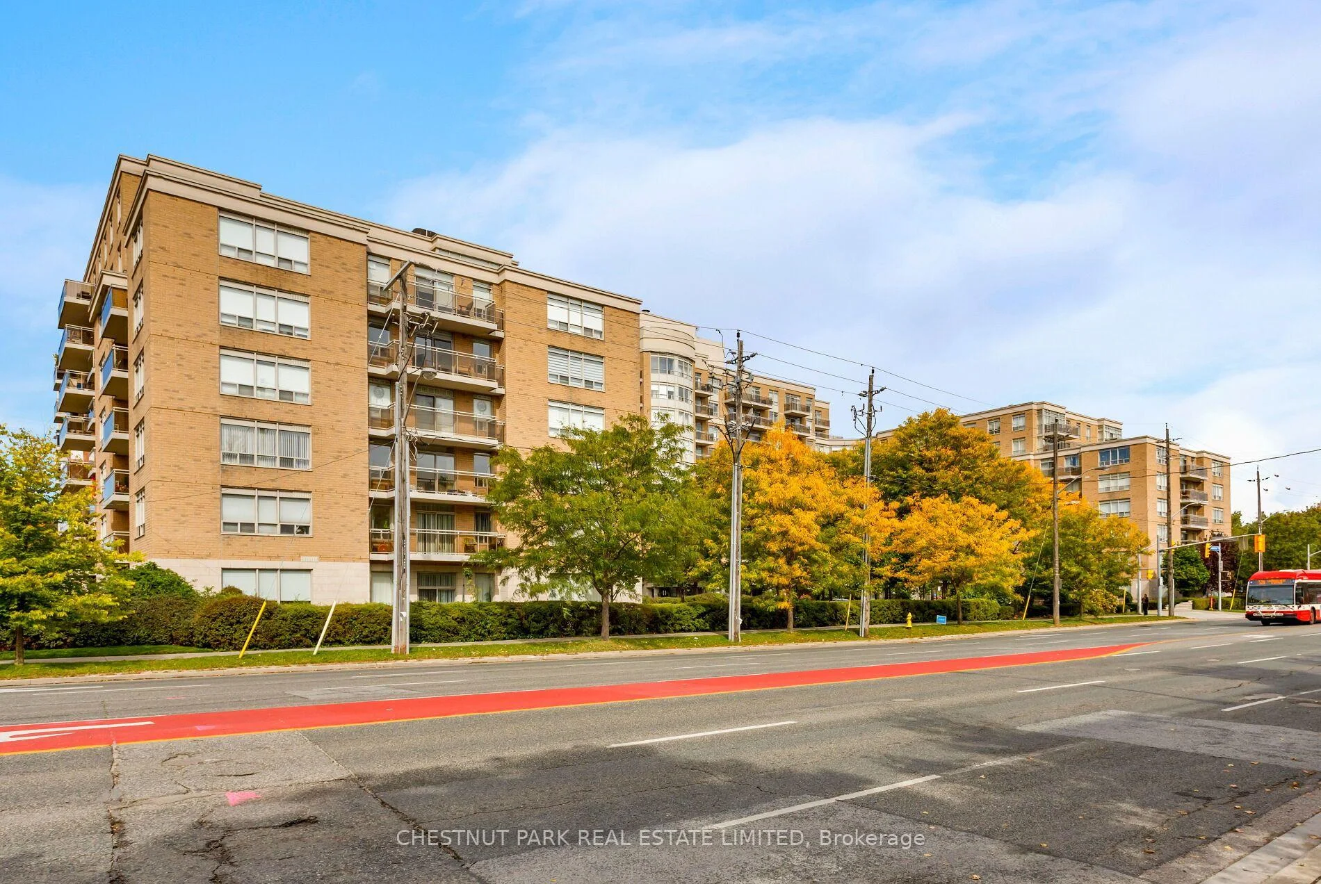Photo 5 of Unit 704, 650 Lawrence Avenue W, Toronto, Englemount-Lawrence — HOMEH