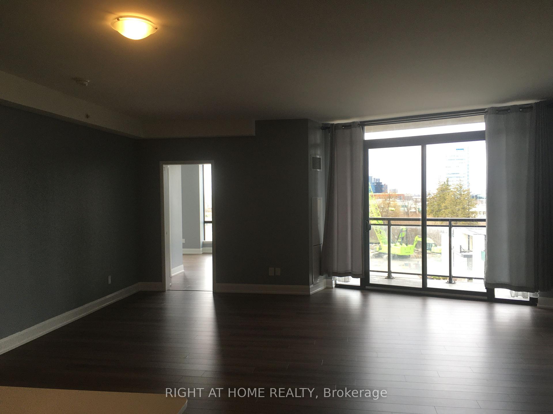 Photo 12 of Unit 312, 2910 Highway No, 7 Road, Vaughan, Concord — HOMEH