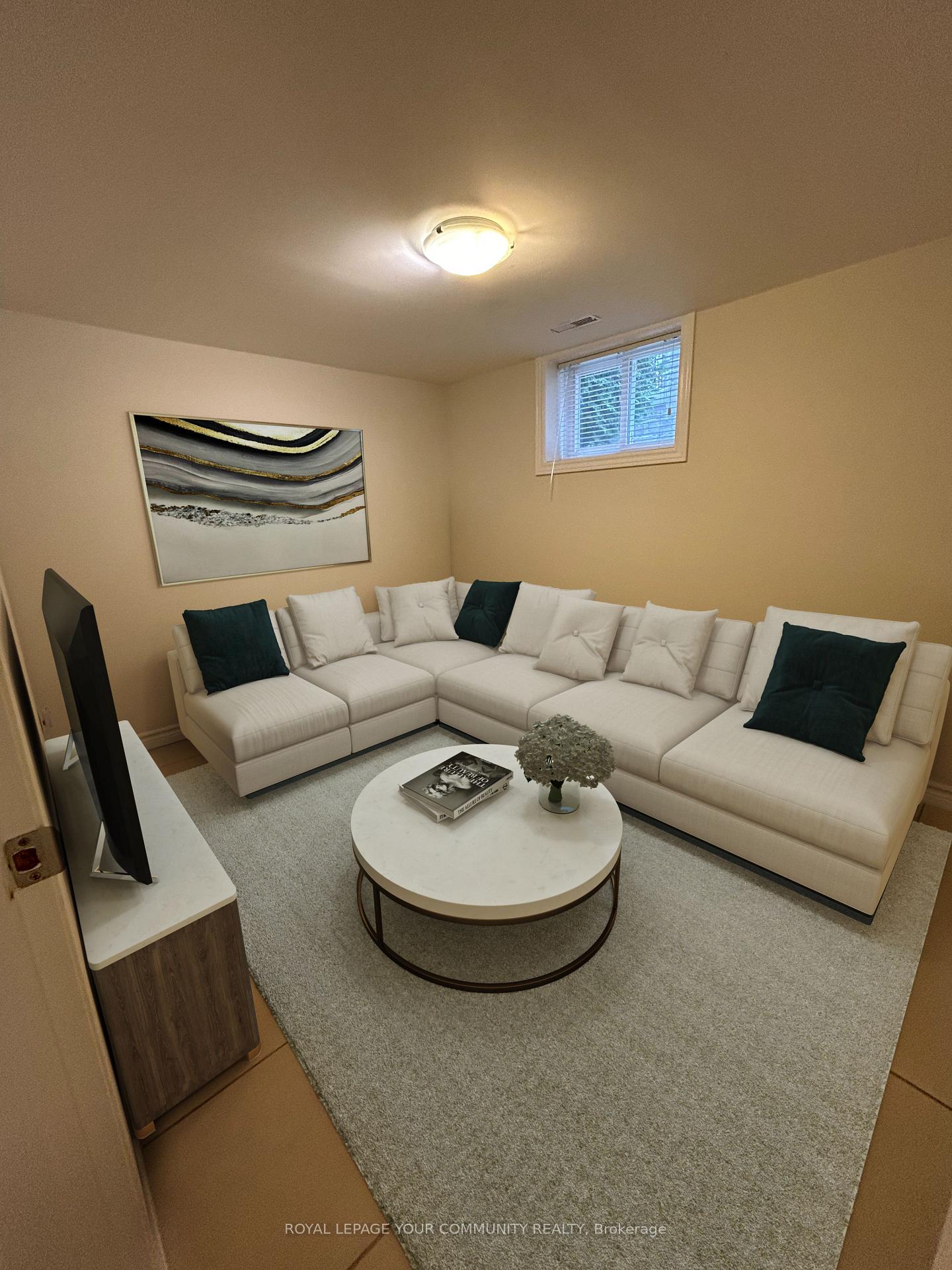 Front of Unit Basement, 49 Lockerbie Avenue