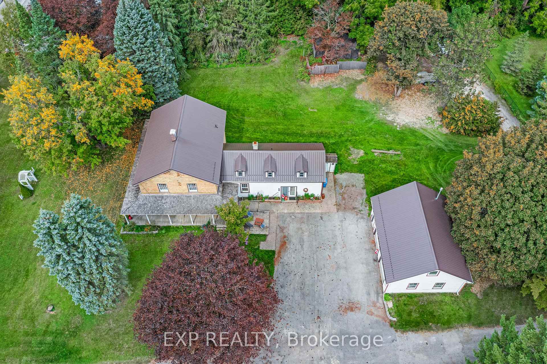 Photo of 18611 Leslie Street
