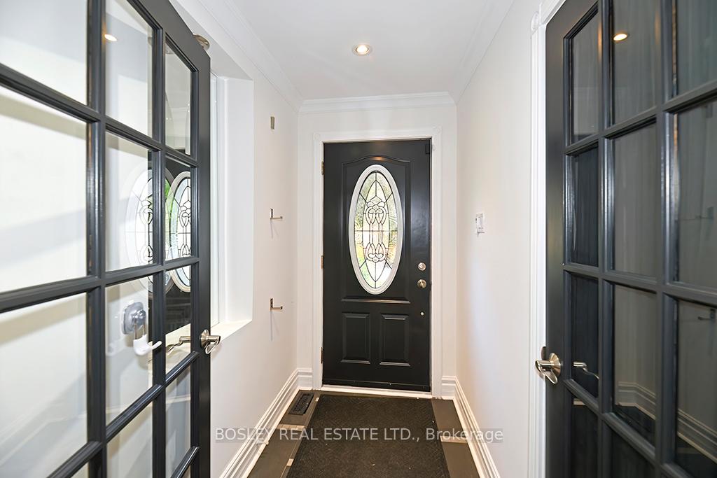 Photo 2 of 88 Carmichael Avenue, Toronto, Bedford Park-Nortown — HOMEH