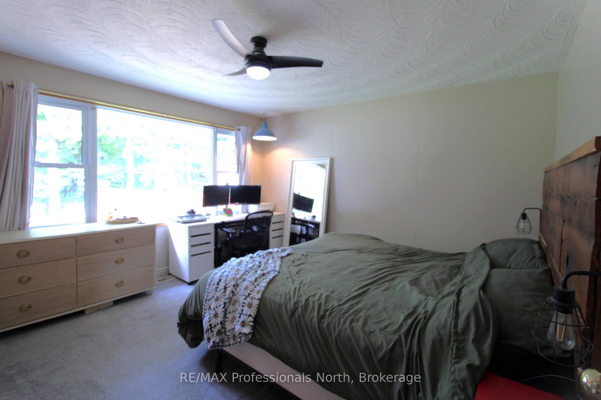 Photo 13 of 83 Pine Street, Bracebridge, Macaulay — HOMEH