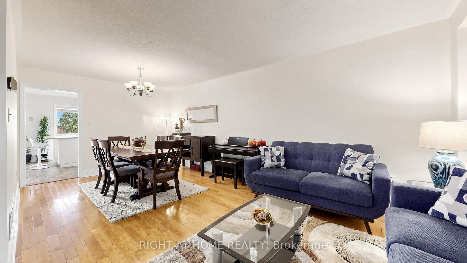 Photo 3 of 87 Primeau Drive, Aurora, Aurora Grove — HOMEH