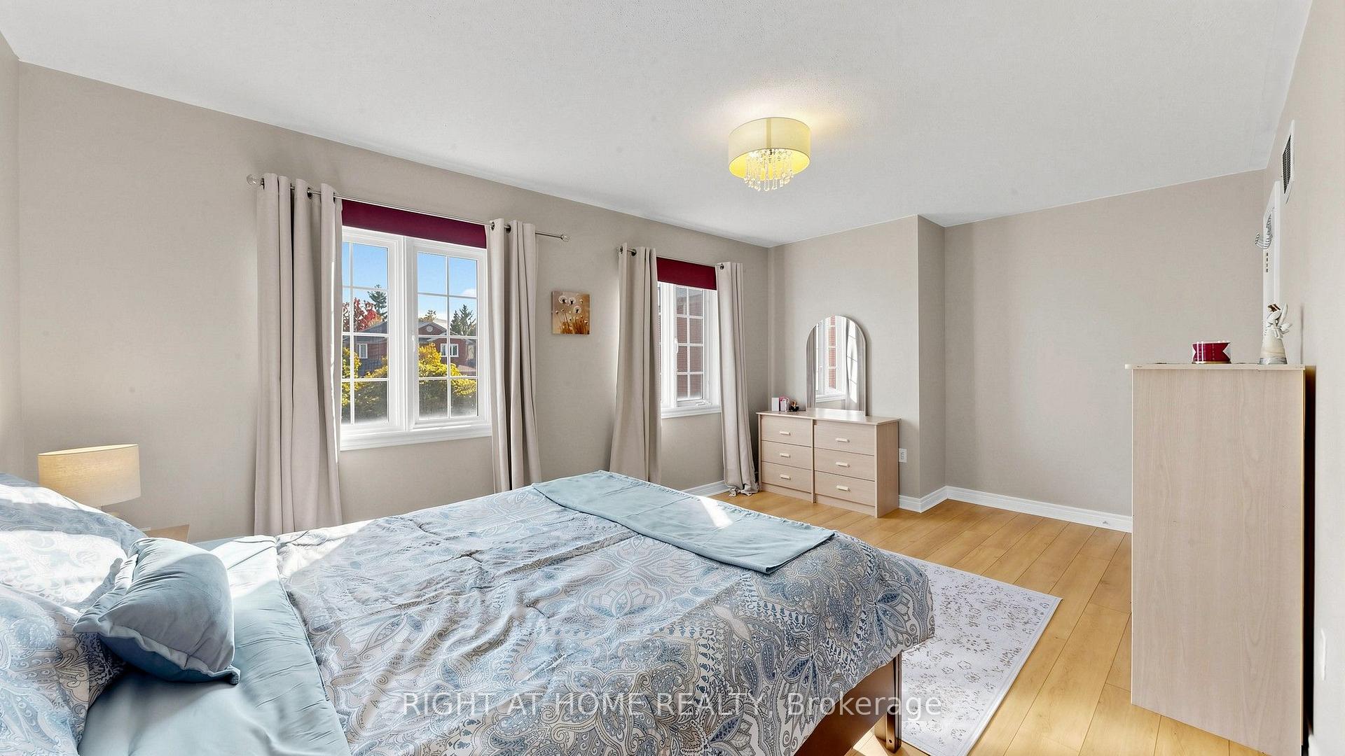 Photo 16 of 87 Primeau Drive, Aurora, Aurora Grove — HOMEH