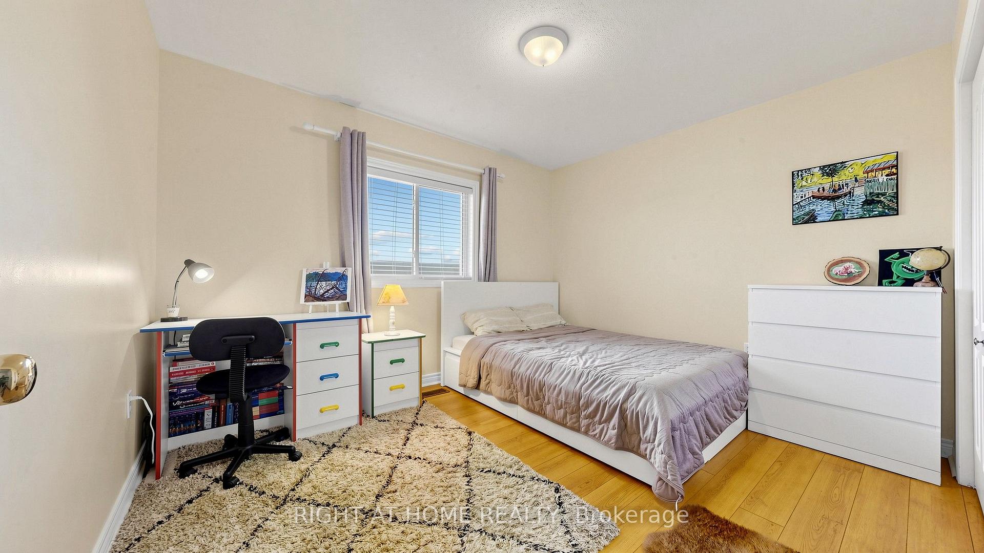 Photo 19 of 87 Primeau Drive, Aurora, Aurora Grove — HOMEH