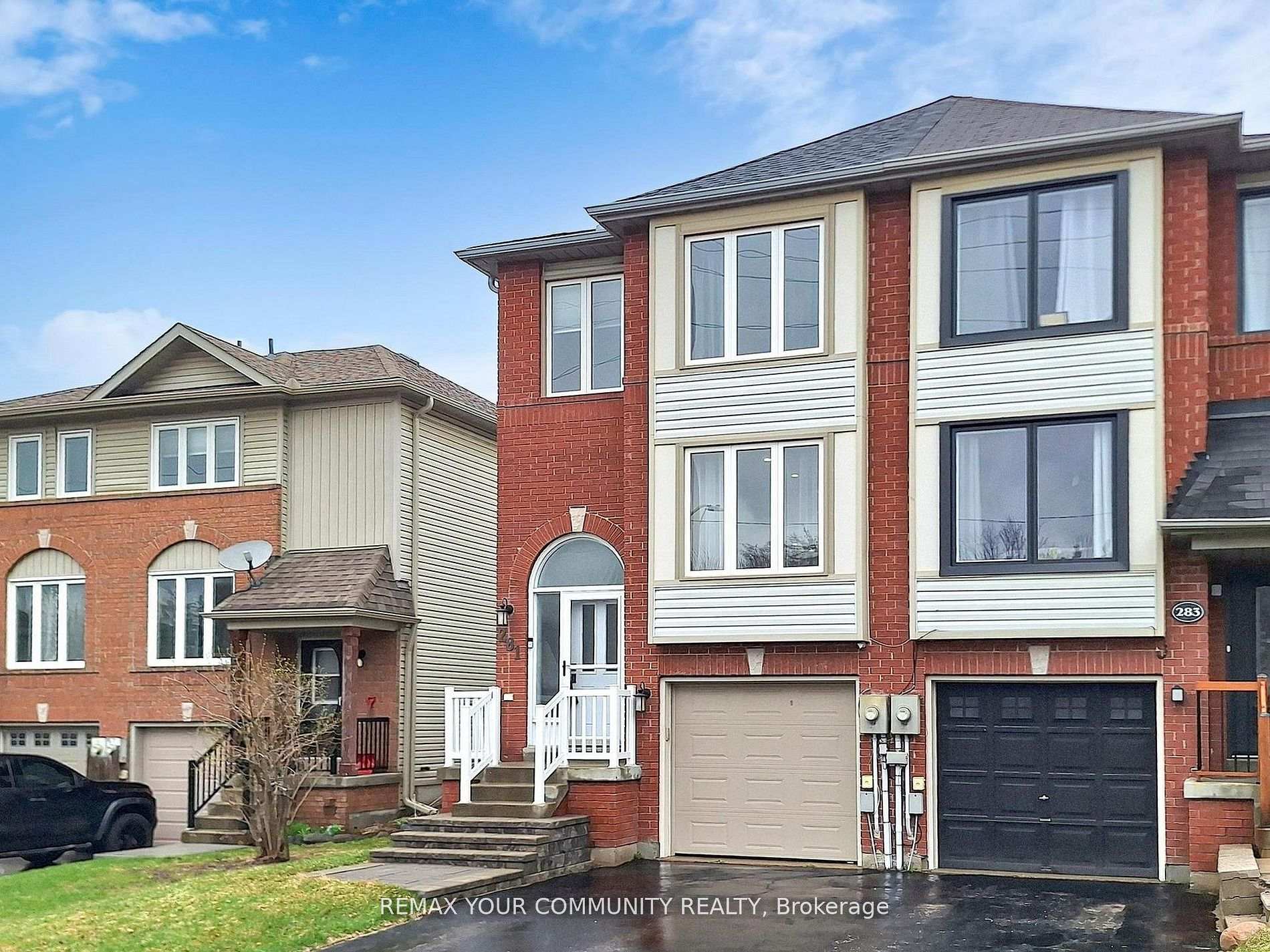 Photo of 281 Ferndale Drive S