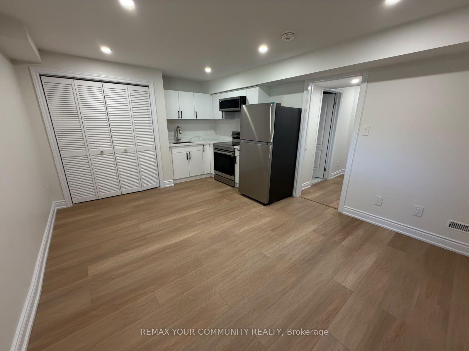 Photo 3 of 281 Ferndale Drive S, Barrie, Ardagh — HOMEH