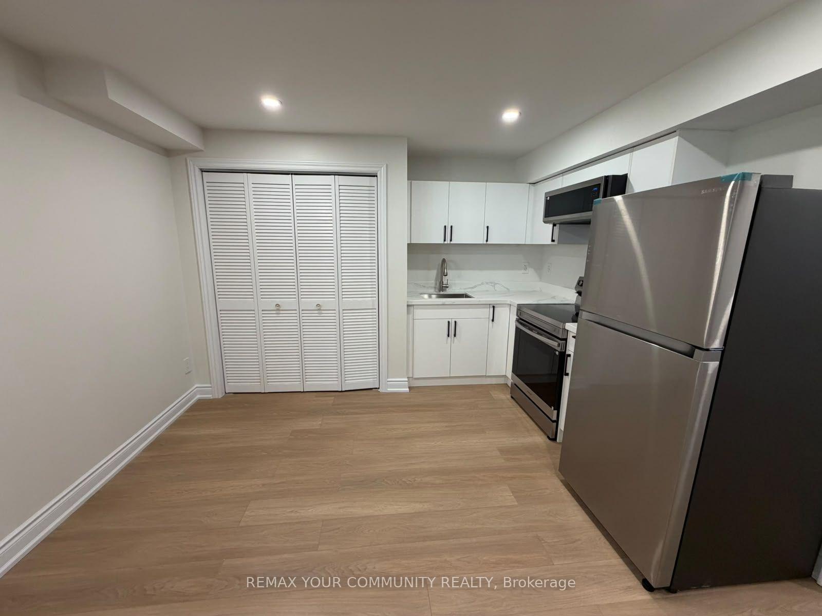 Photo 4 of 281 Ferndale Drive S, Barrie, Ardagh — HOMEH