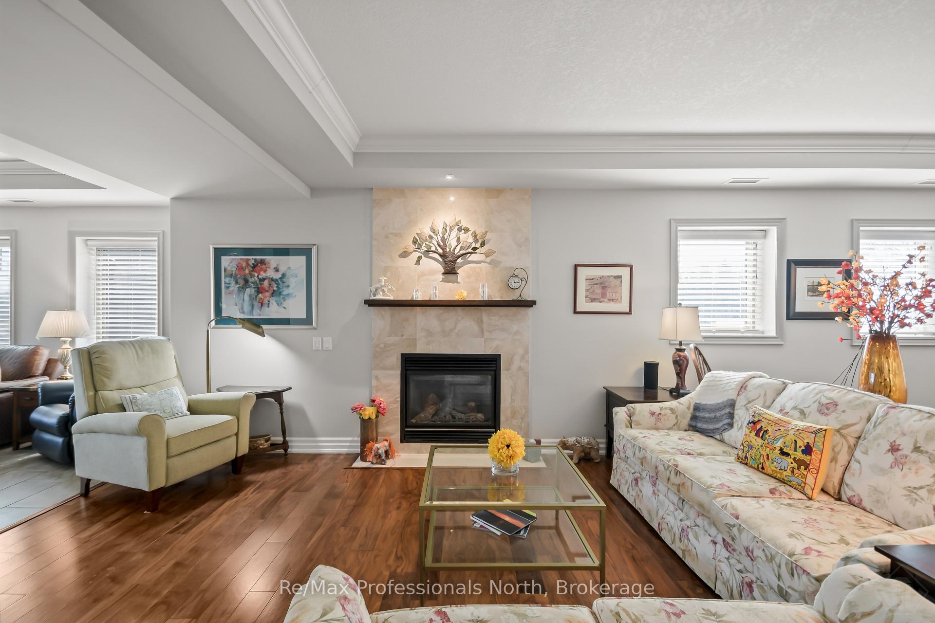 Photo 5 of Unit 207, 130 Steamship Bay Road, Gravenhurst, Muskoka (S) — HOMEH