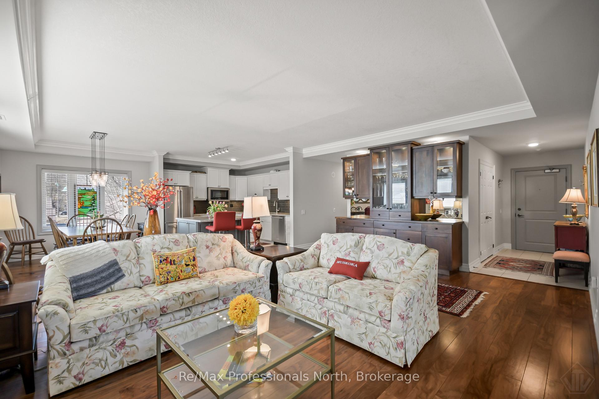 Photo 7 of Unit 207, 130 Steamship Bay Road, Gravenhurst, Muskoka (S) — HOMEH