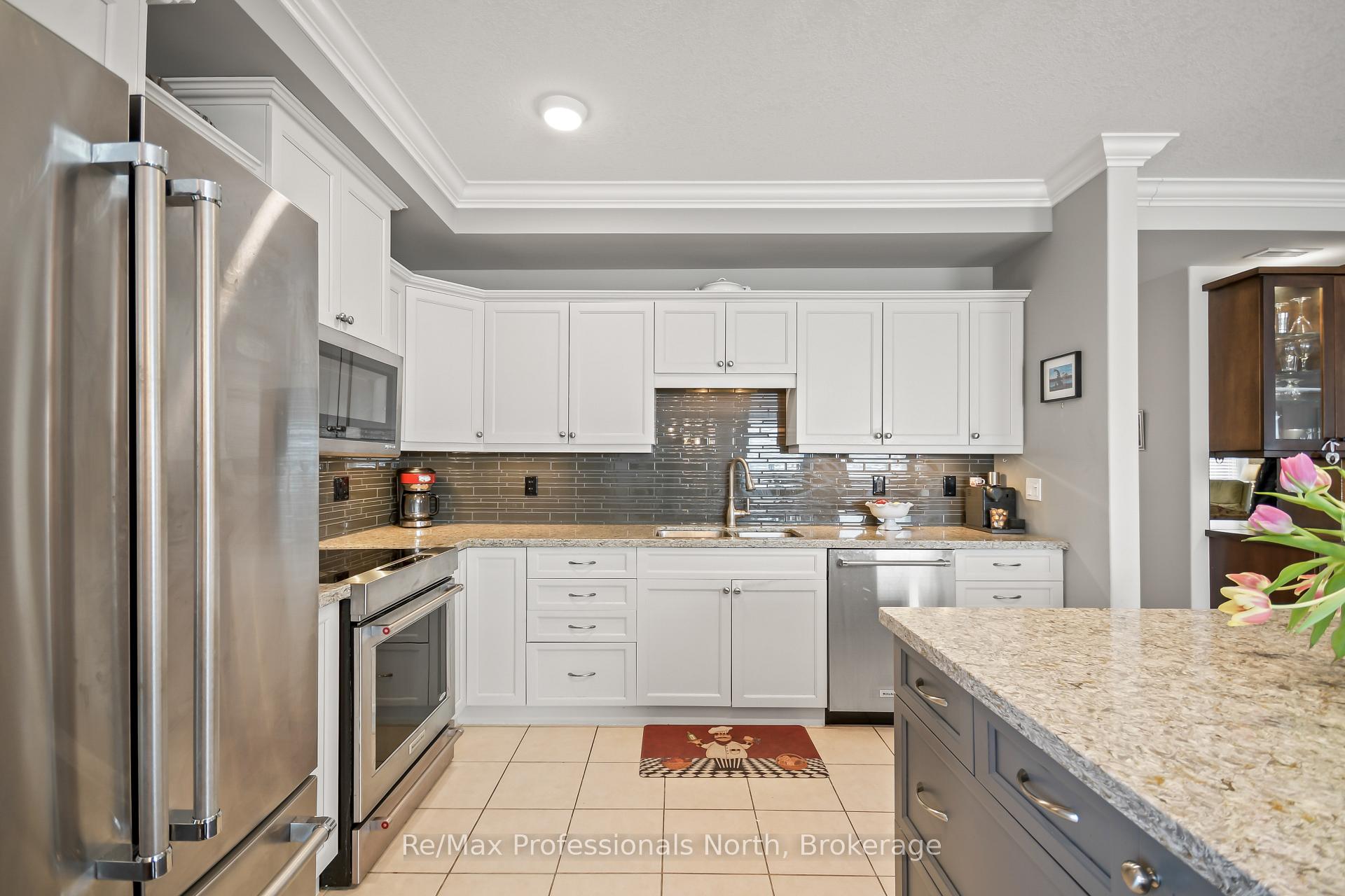 Photo 12 of Unit 207, 130 Steamship Bay Road, Gravenhurst, Muskoka (S) — HOMEH