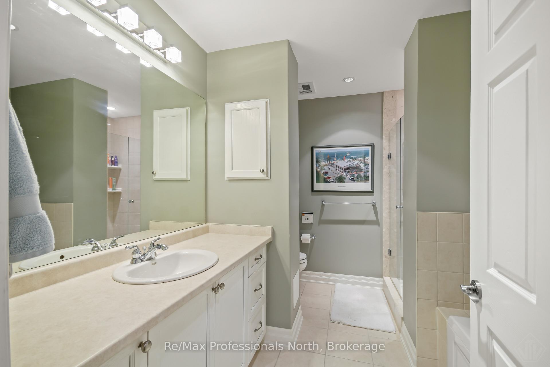Photo 18 of Unit 207, 130 Steamship Bay Road, Gravenhurst, Muskoka (S) — HOMEH