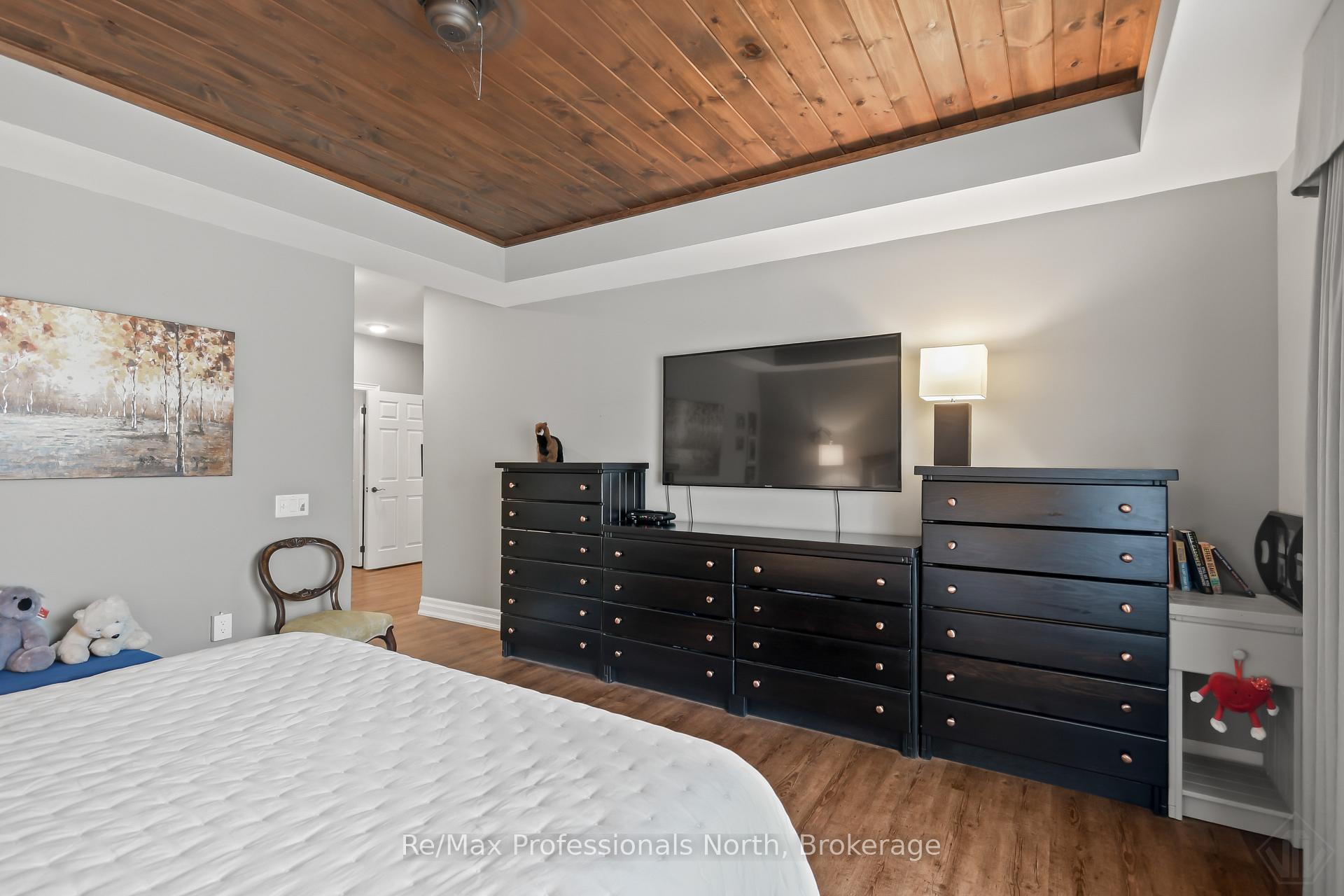 Photo 21 of Unit 207, 130 Steamship Bay Road, Gravenhurst, Muskoka (S) — HOMEH