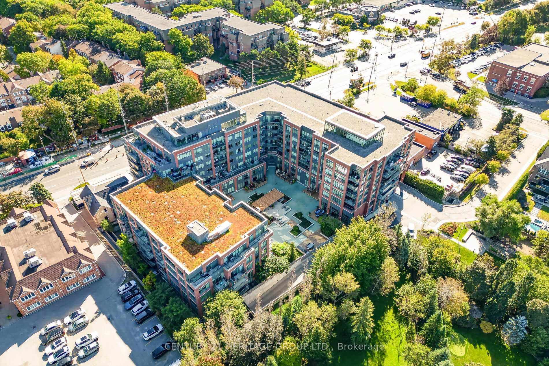 Photo 31 of Unit 116, 7608 Yonge Street, Vaughan, Crestwood-Springfarm-Yorkhill — HOMEH