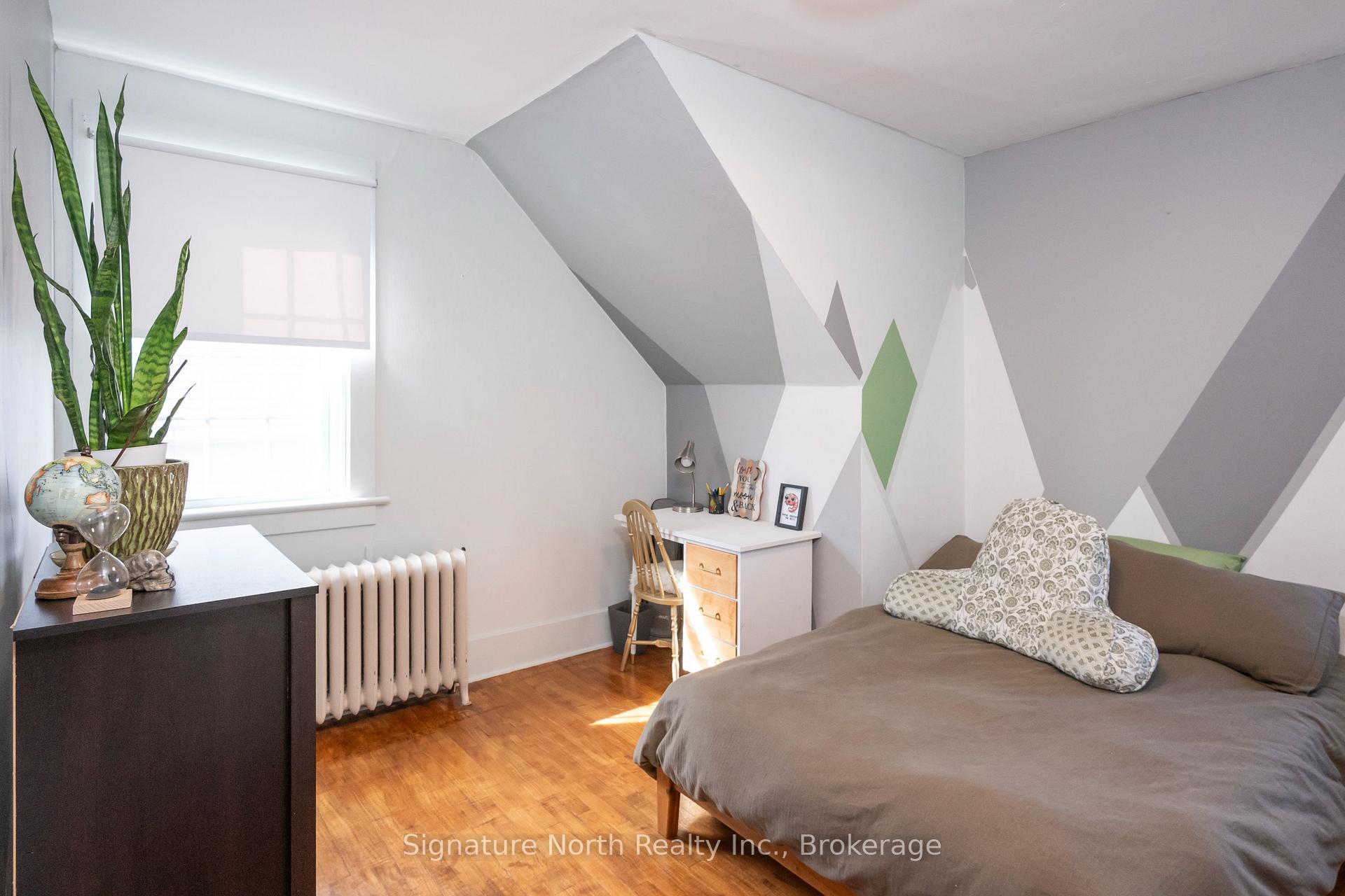 Photo 60 of 90 Peter Street, Thunder Bay, College Heights — HOMEH