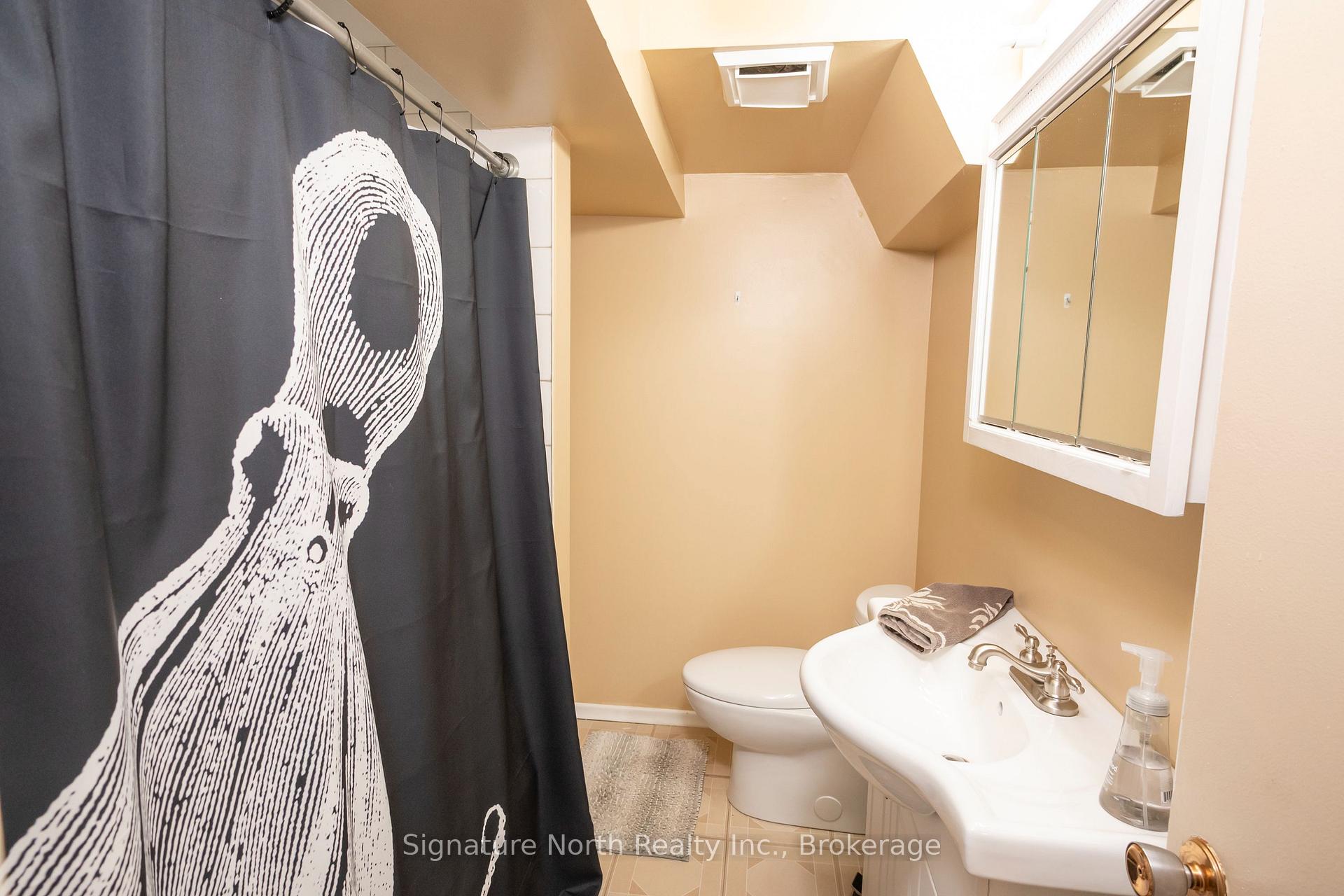 Photo 62 of 90 Peter Street, Thunder Bay, College Heights — HOMEH