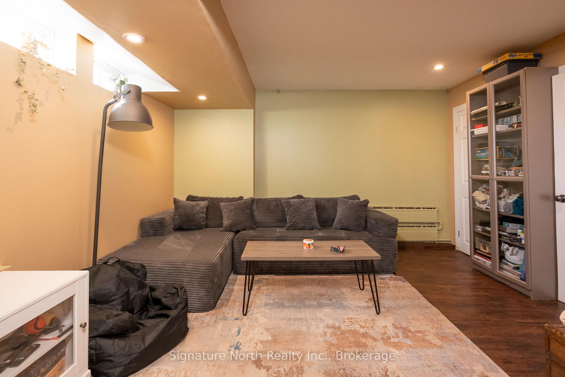 Photo 68 of 90 Peter Street, Thunder Bay, College Heights — HOMEH