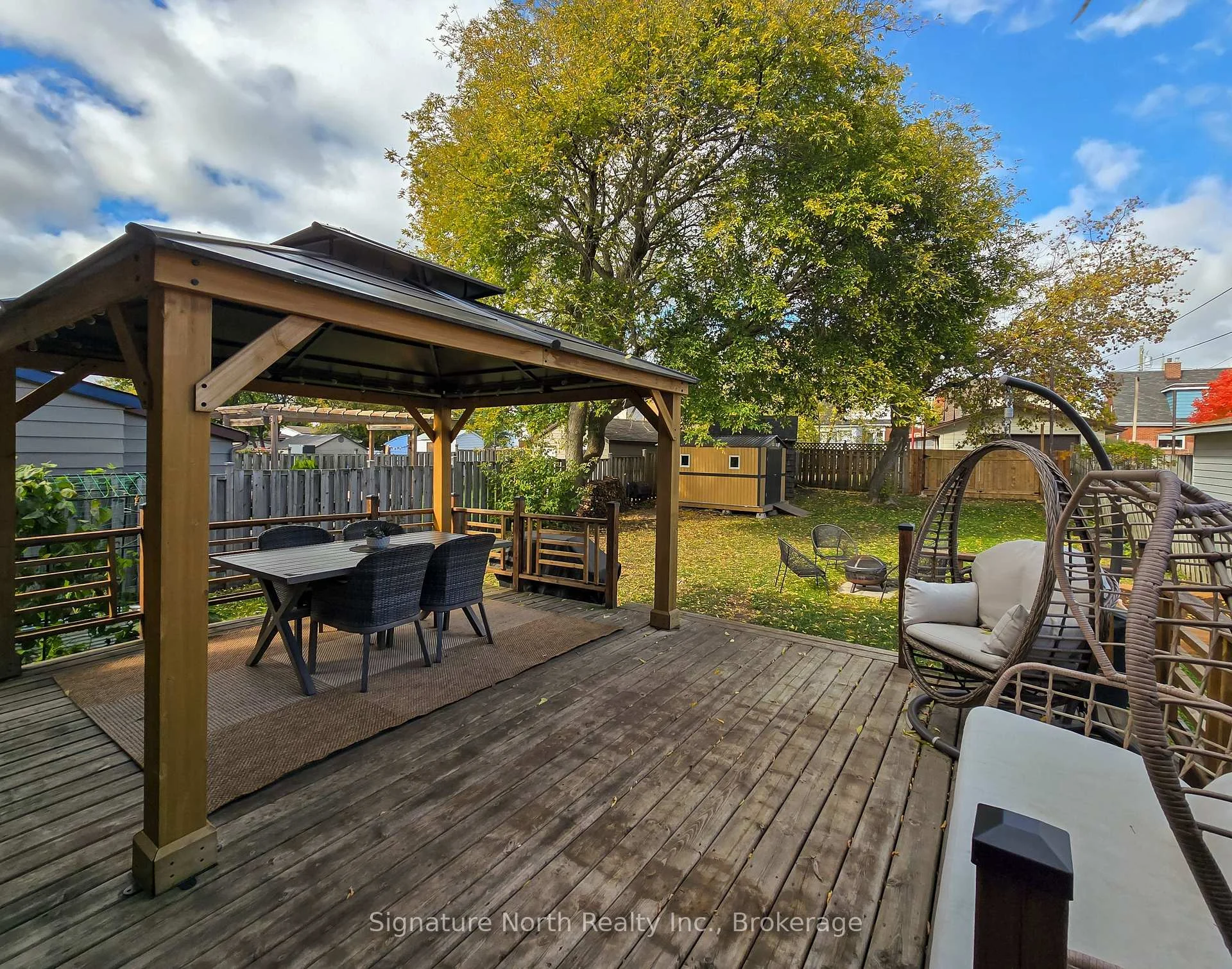 Photo 9 of 90 Peter Street, Thunder Bay, College Heights — HOMEH