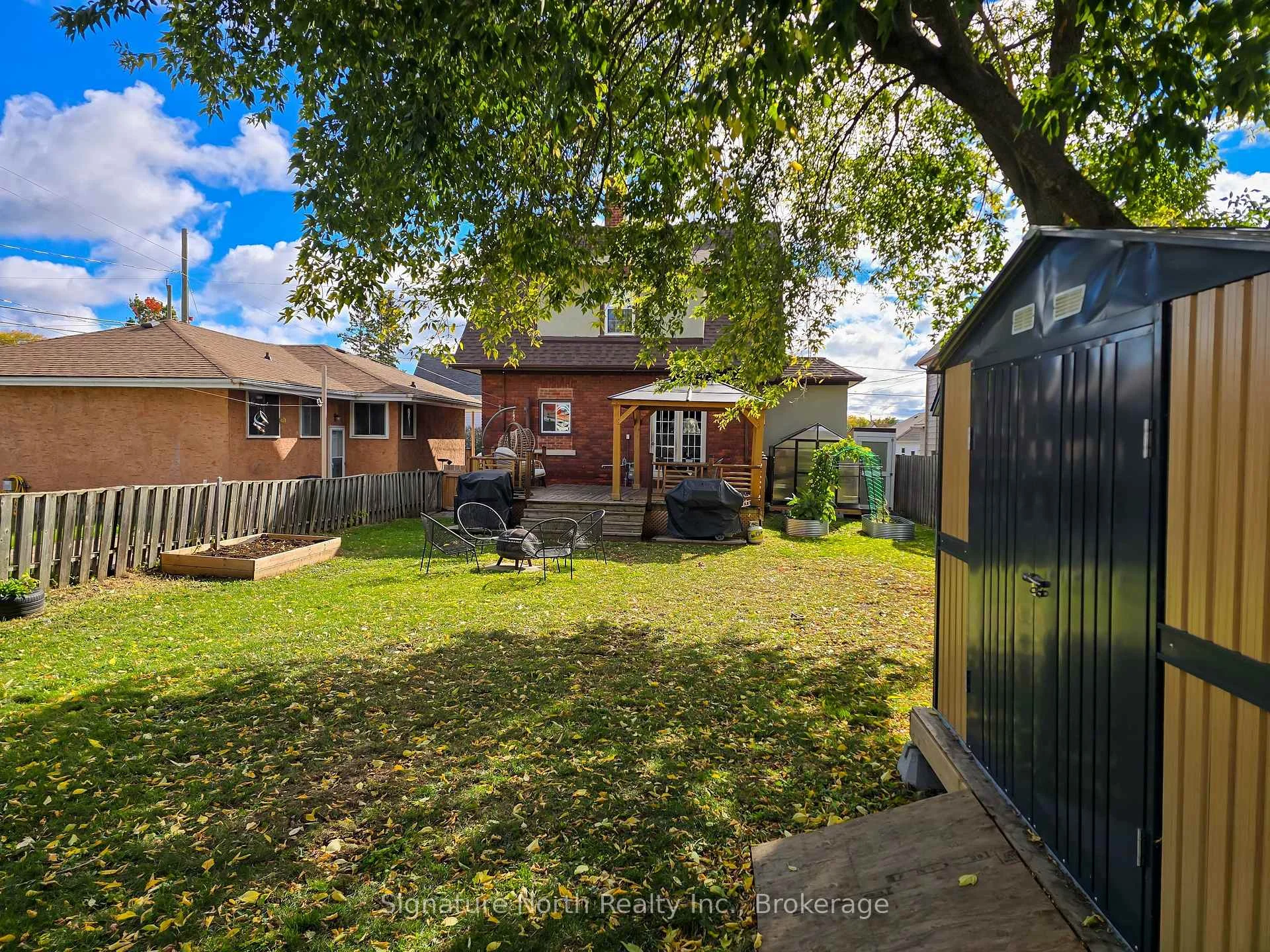 Photo 16 of 90 Peter Street, Thunder Bay, College Heights — HOMEH