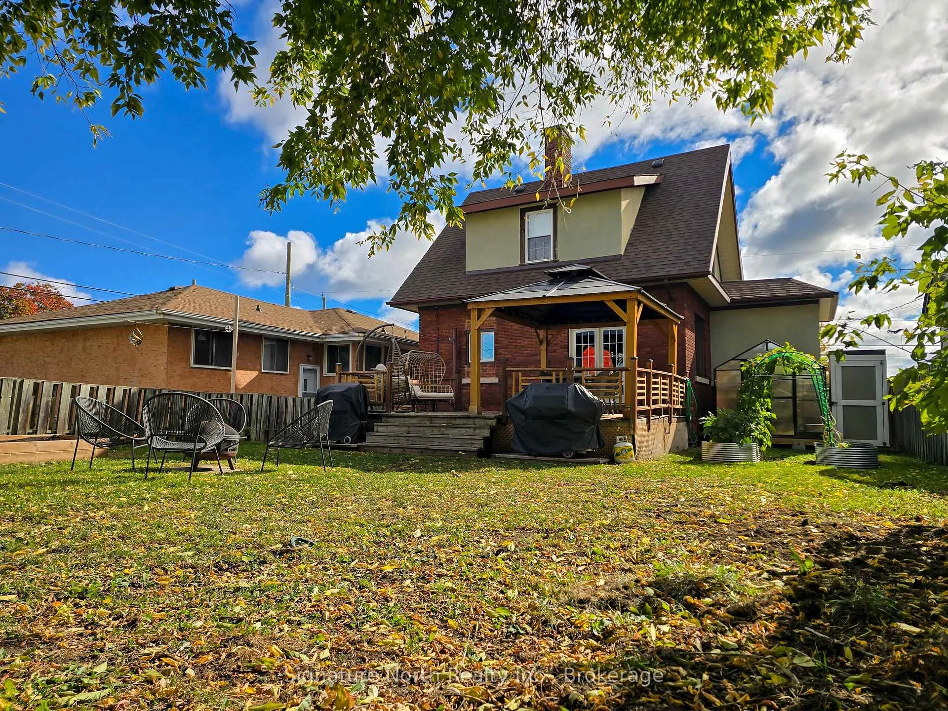 Photo 22 of 90 Peter Street, Thunder Bay, College Heights — HOMEH